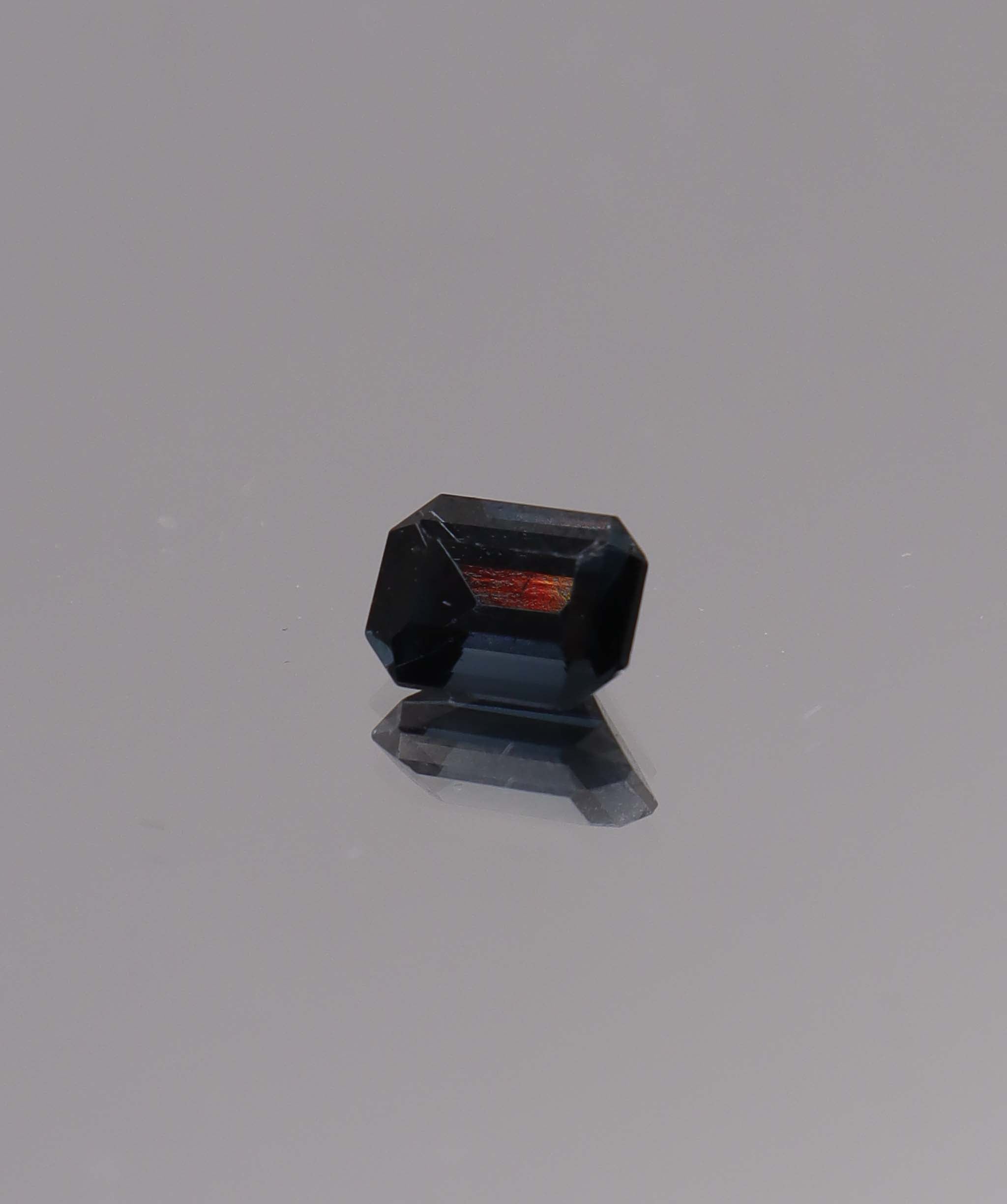 Luxury Promise 1.26ct Black Panther Spinel Emerald DXBCS1576