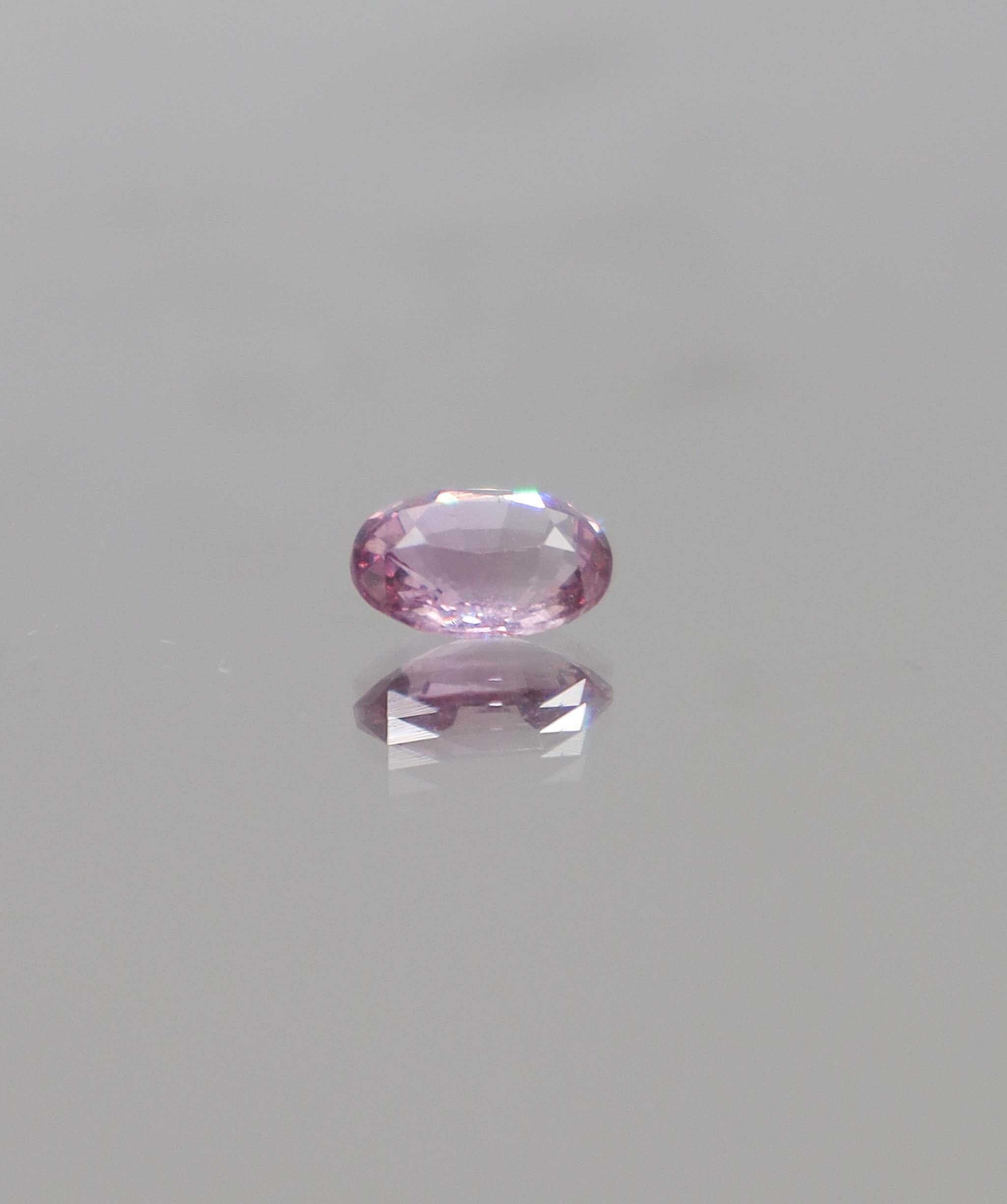 Luxury Promise 1.26ct Oval Pink Sapphire with Lab Report (No heat) DXBCD0739