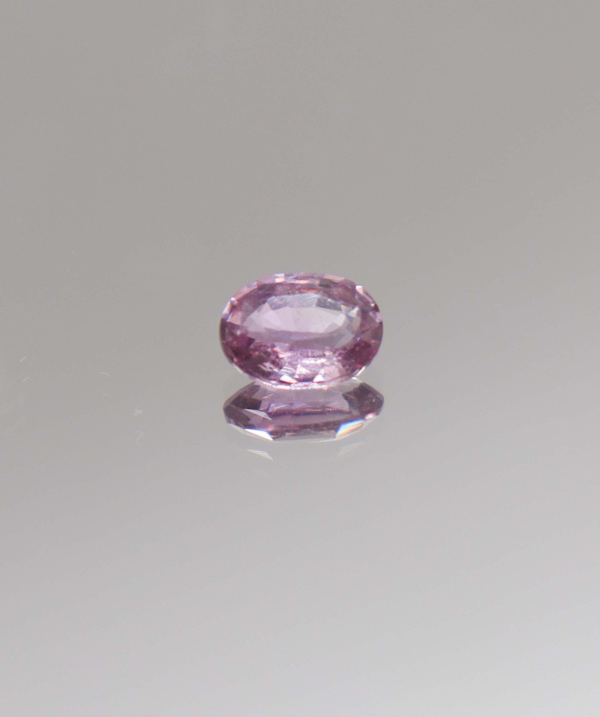 Luxury Promise 1.26ct Oval Pink Sapphire with Lab Report (No heat) DXBCD0739