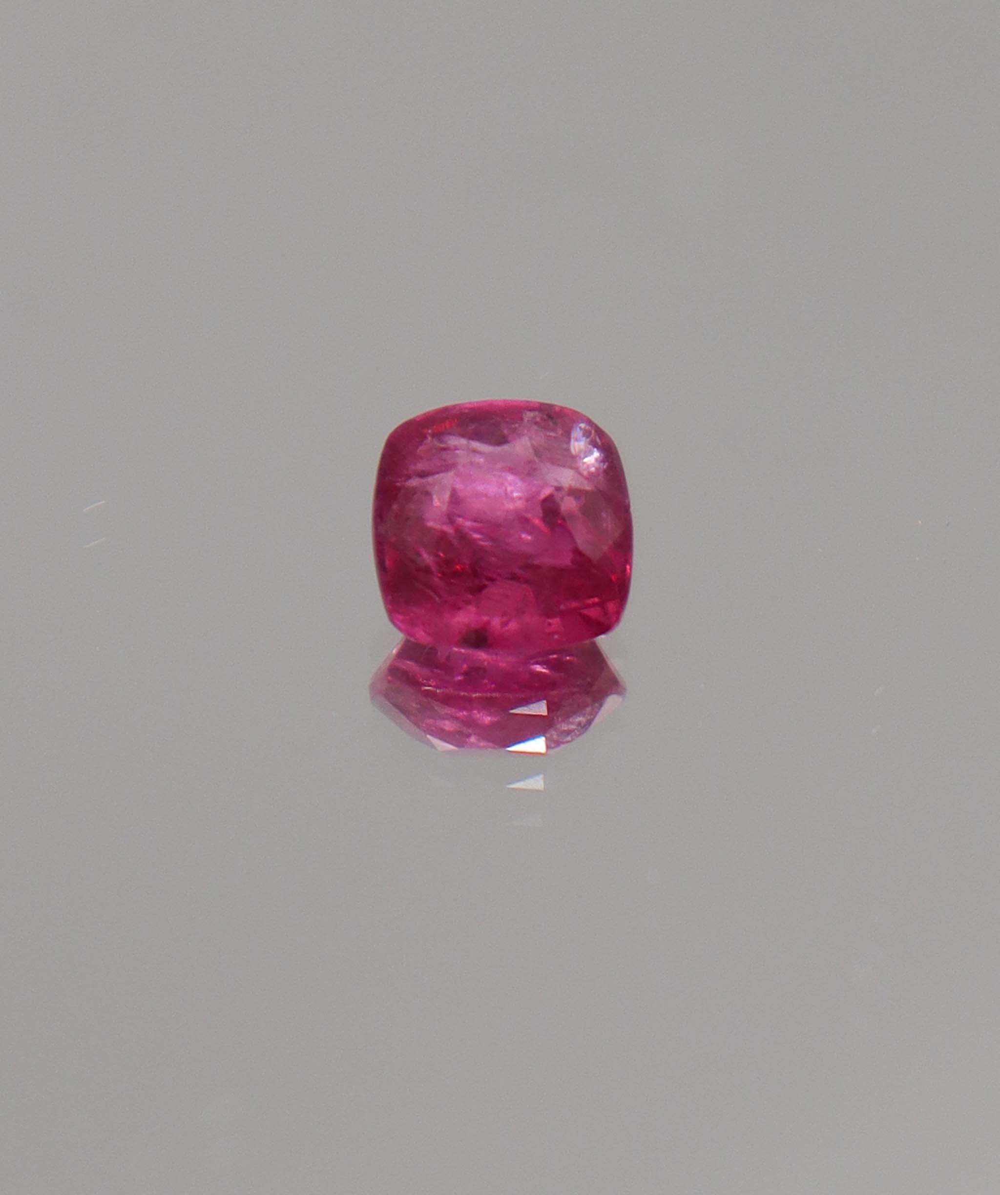 Luxury Promise 1.40ct Hot Pink Mahenge Spinel Cushion DXBCD0331
