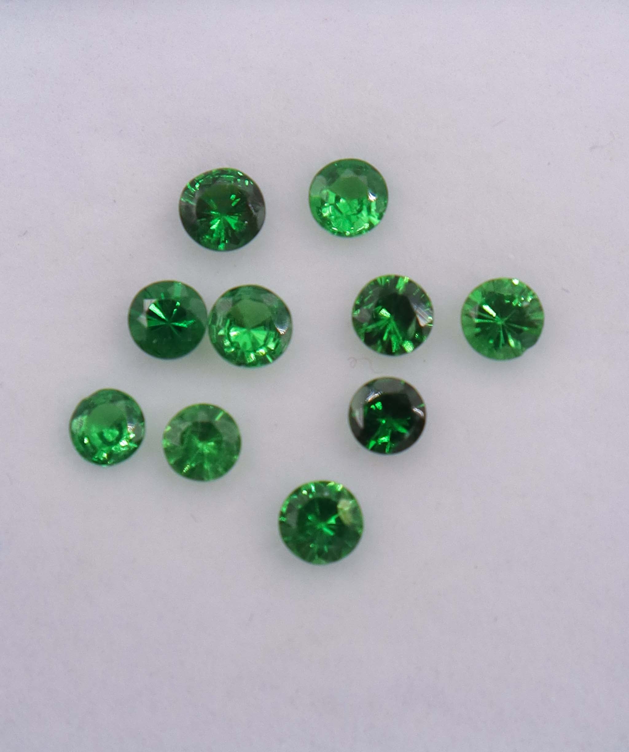 Luxury Promise 1.41ct Tsavorite Round Melee 10 pcs DXBCS1269