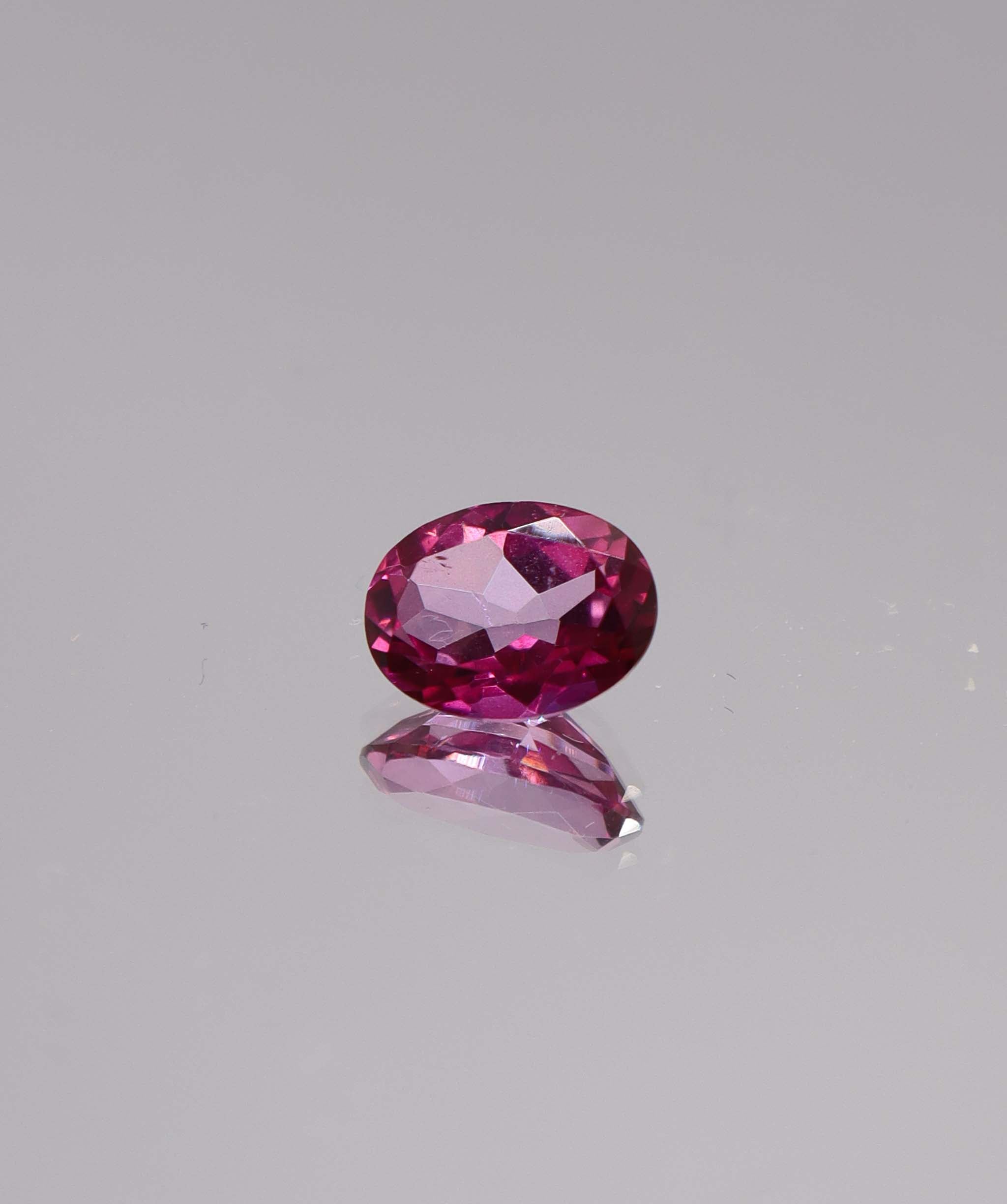 Luxury Promise 1.42ct Oval Cut Pink Topaz DXBS6163