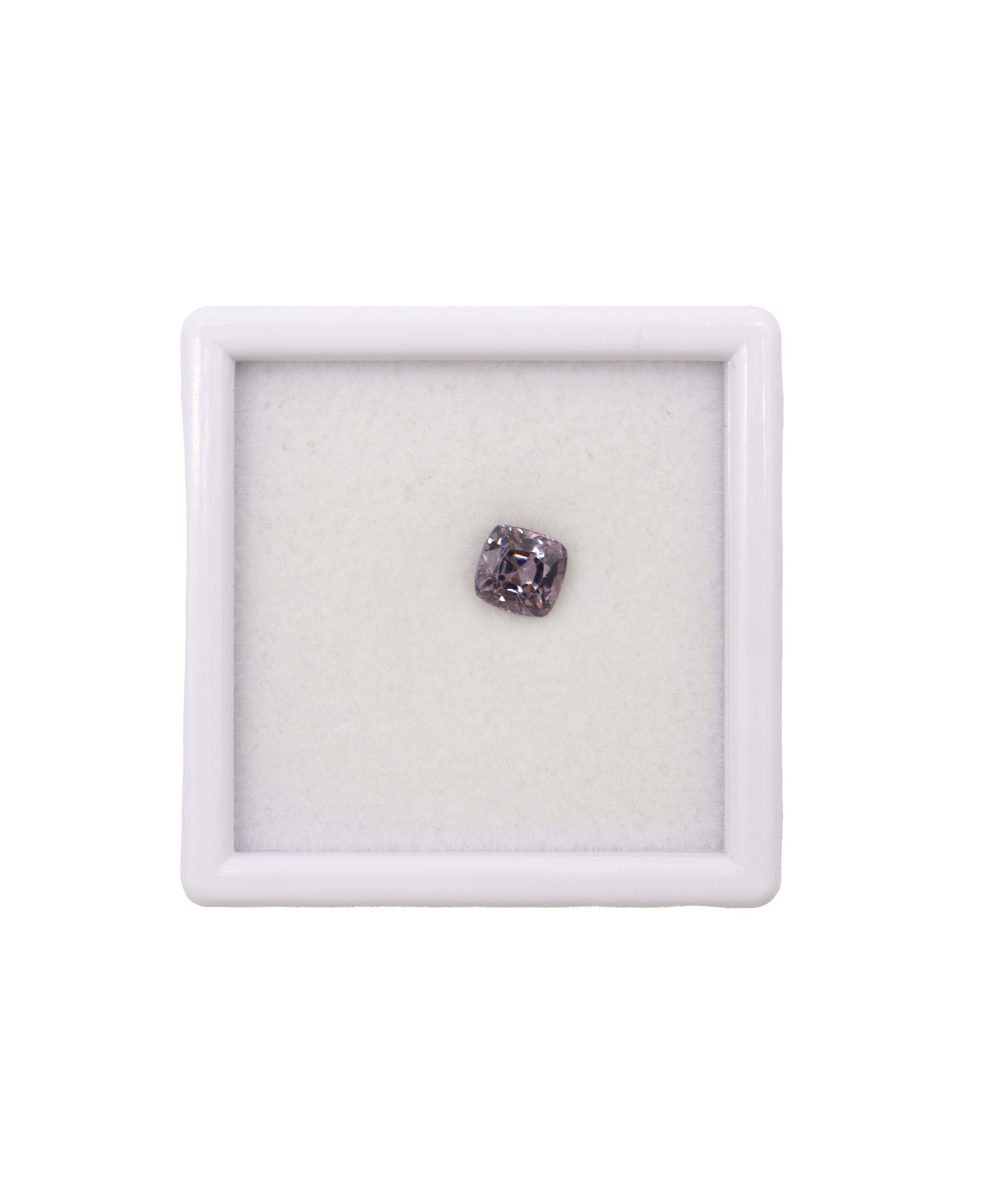 Luxury Promise 1.45cts purple silver spinel 6X6X4.8 DXBD0287