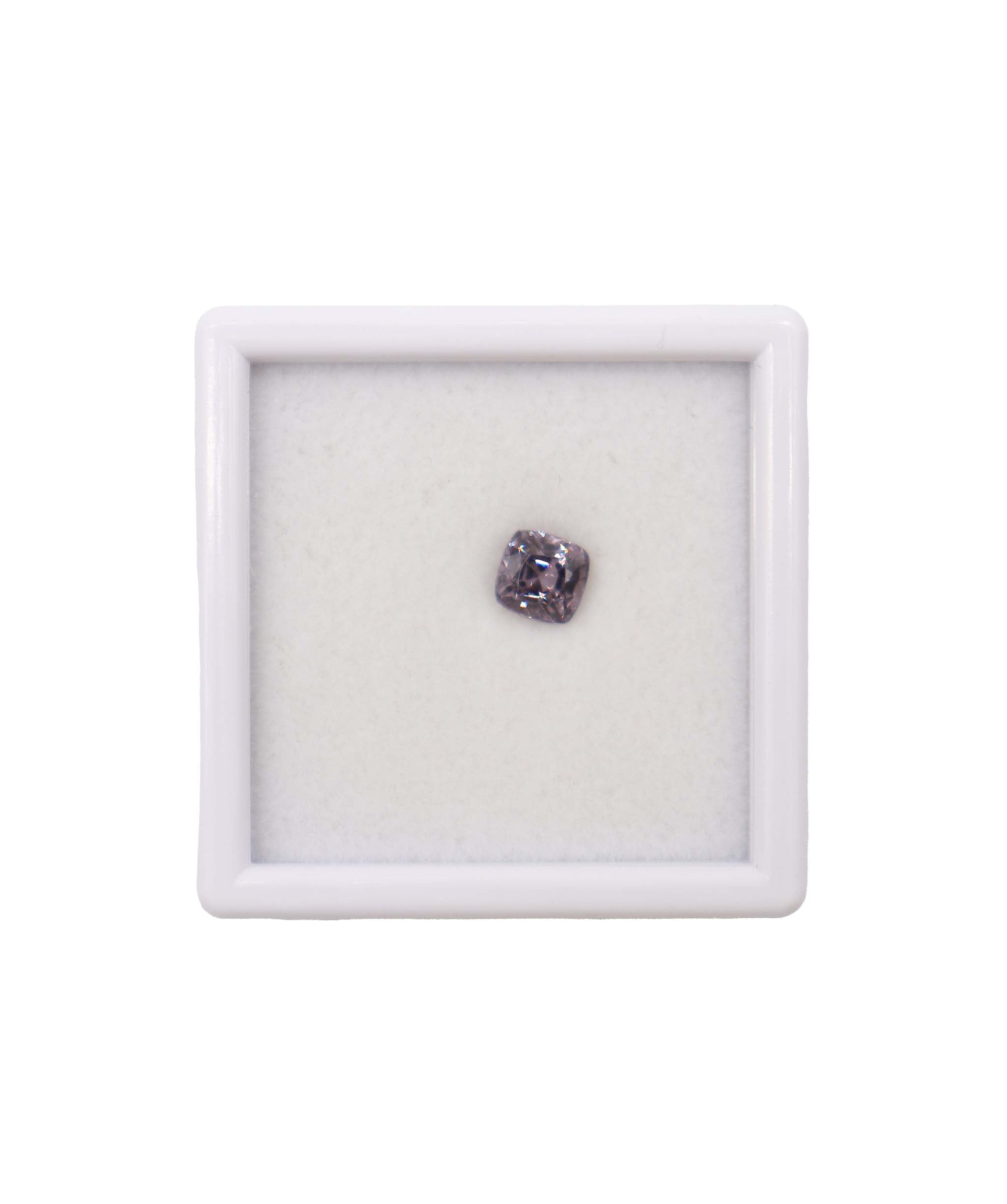 Luxury Promise 1.45cts purple silver spinel 6X6X4.8 DXBD0287