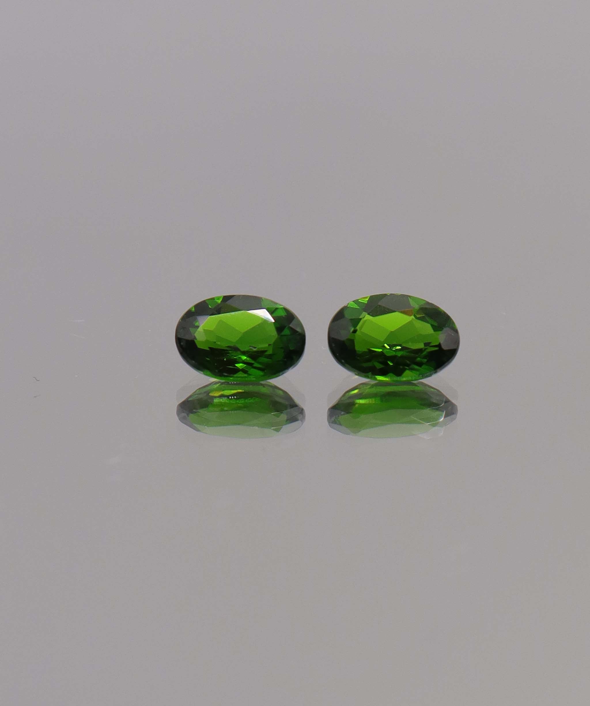 Luxury Promise 1.60ct Oval Chrome Diopside pair DXBCS1167