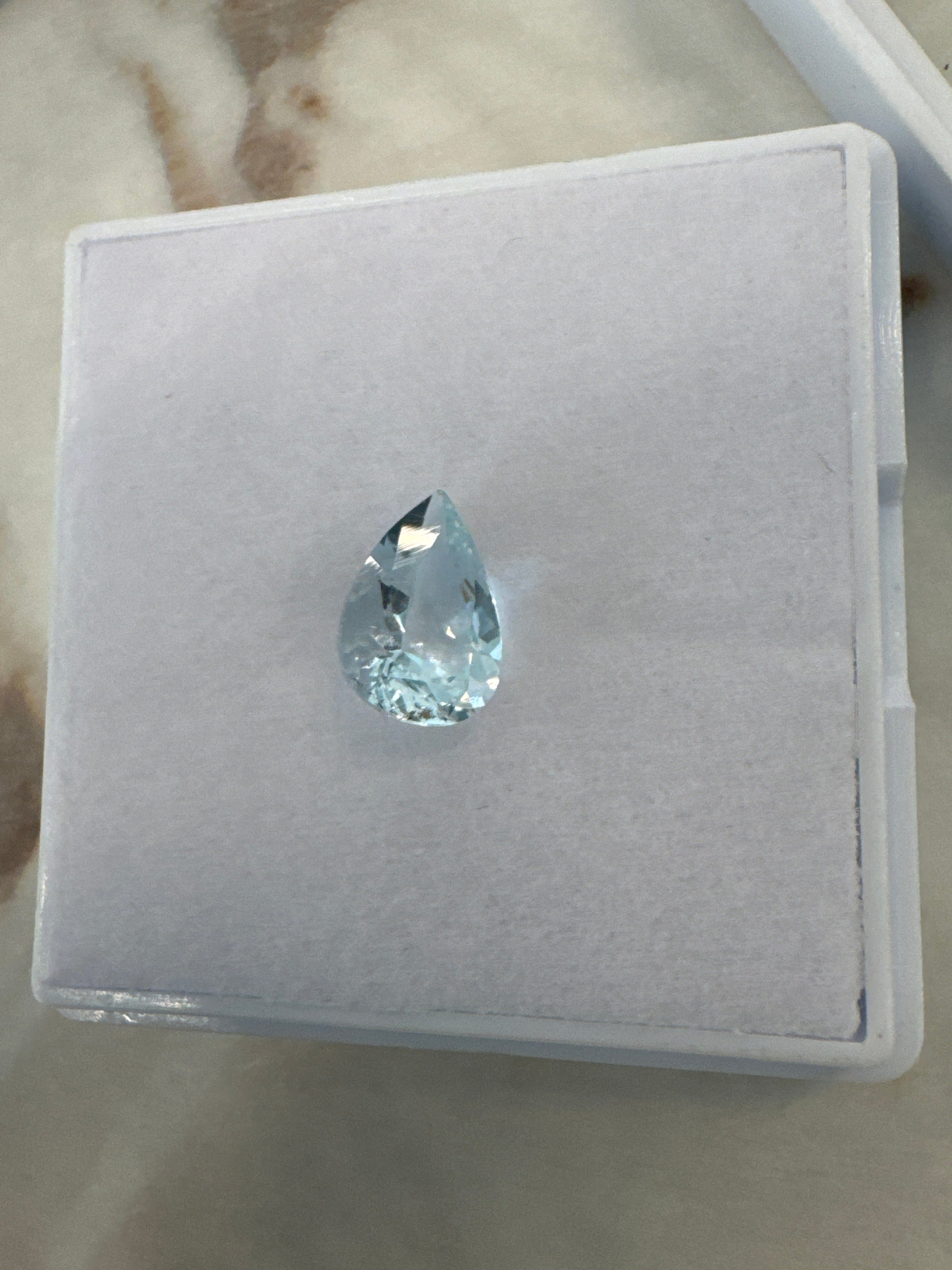 Luxury Promise 1.67ct aquamarine DXBCD0899