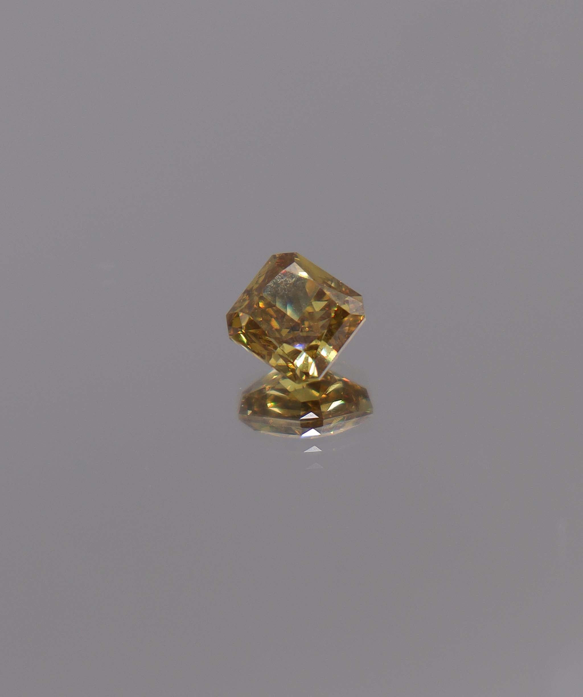 Luxury Promise 1.72CT DEEP ORANGE SQUARE CUSHION DIAMOND DXBN0476