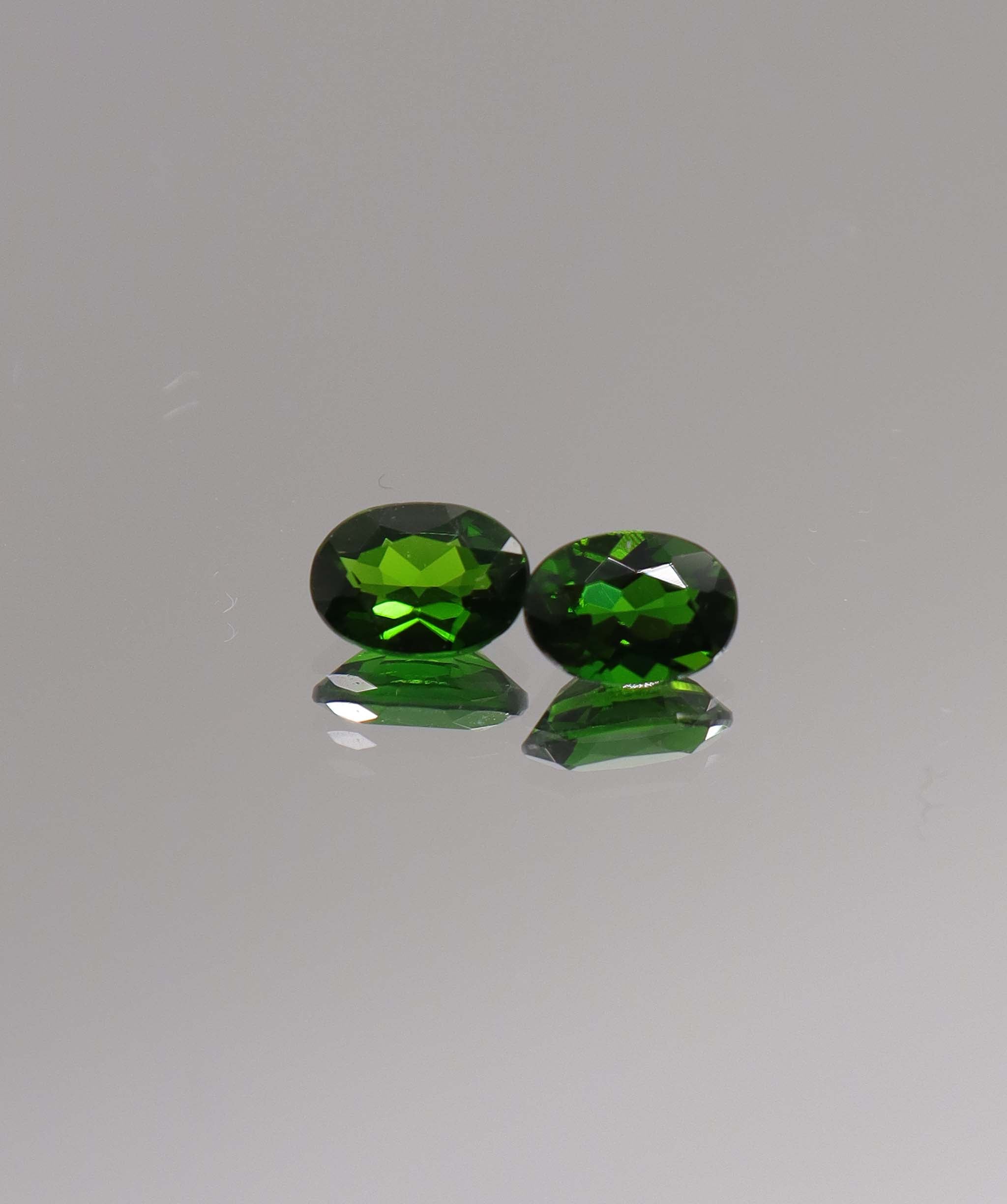 Luxury Promise 1.72ct Oval Chrome Diopside pair DXBCS1166
