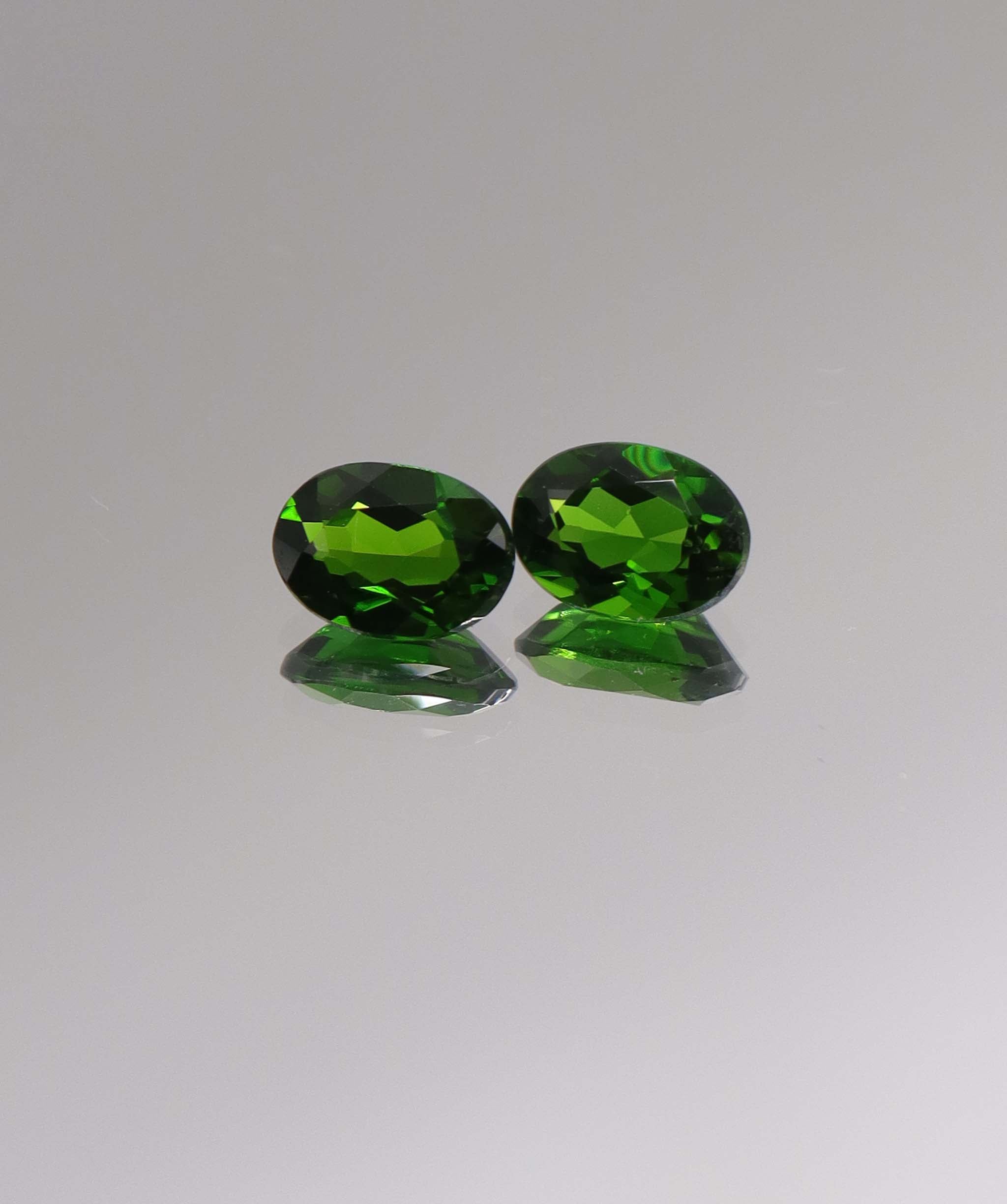 Luxury Promise 1.72ct Oval Chrome Diopside pair DXBCS1174