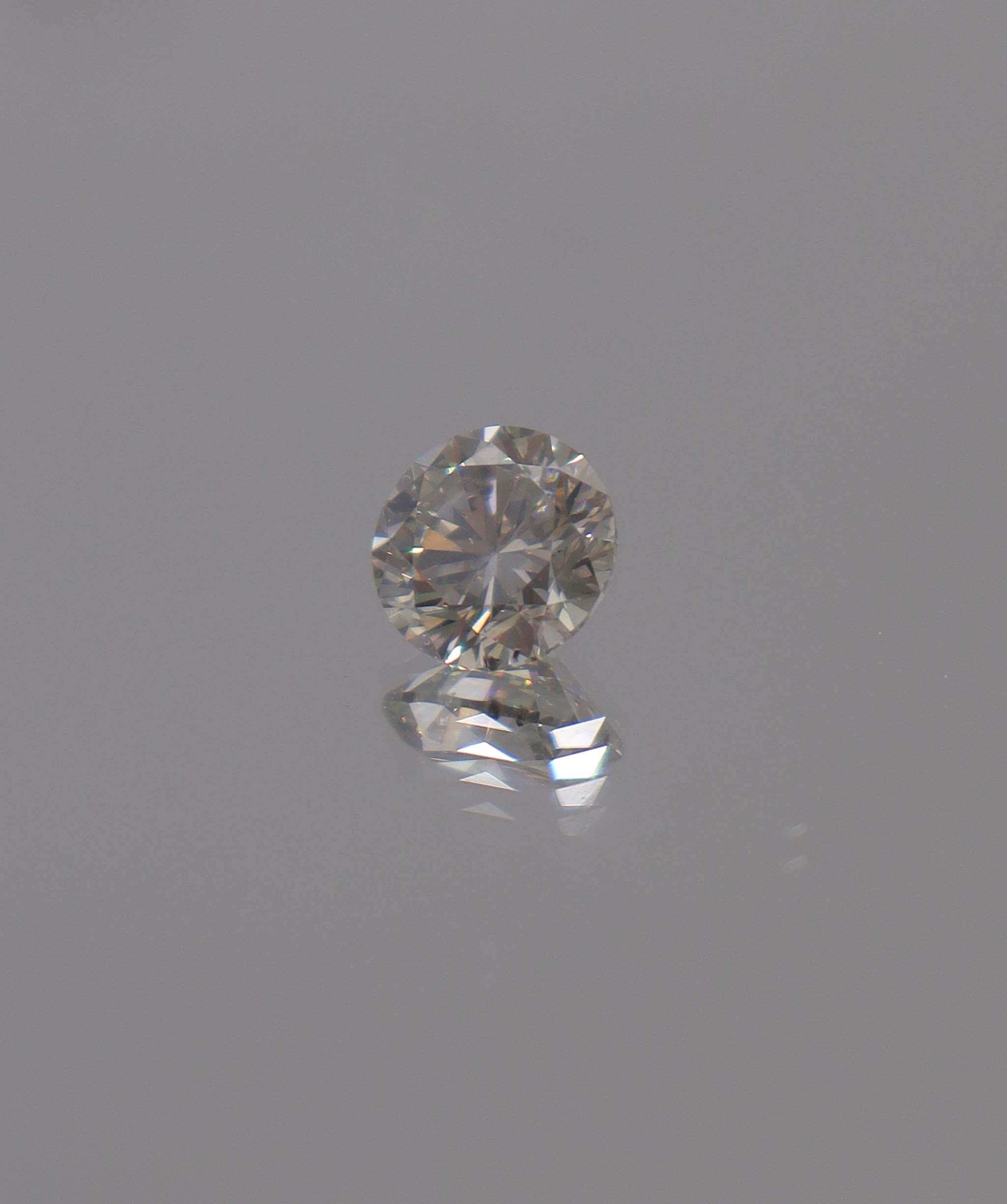 Luxury Promise 1.75CT FANCY GREY ROUND DIAMOND DXBN0479