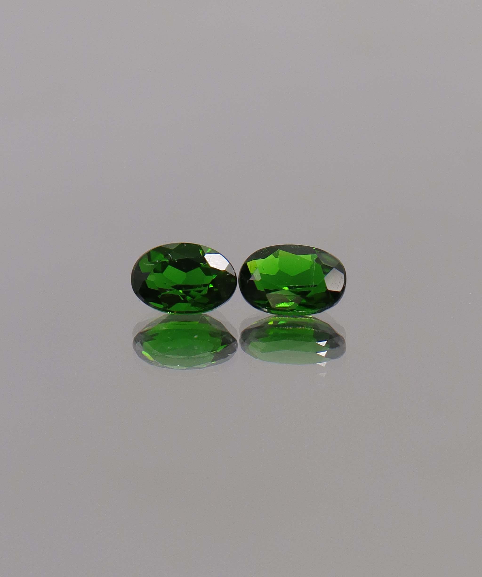 Luxury Promise 1.75ct Oval Chrome Diopside pair DXBCS1176