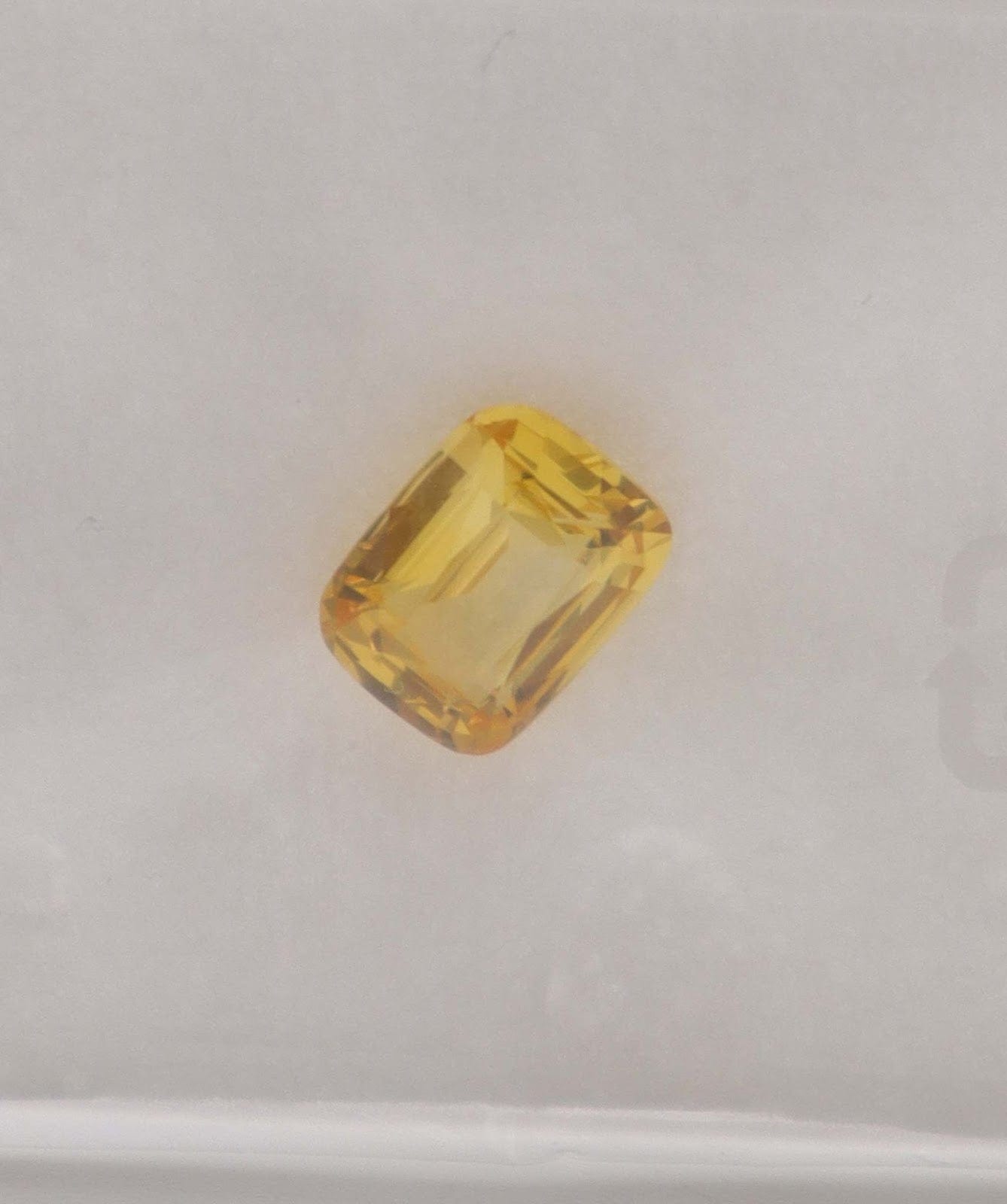 Luxury Promise 1.79CT NATURALLY HEATED YELLOW SAPPHIRE MS 8311