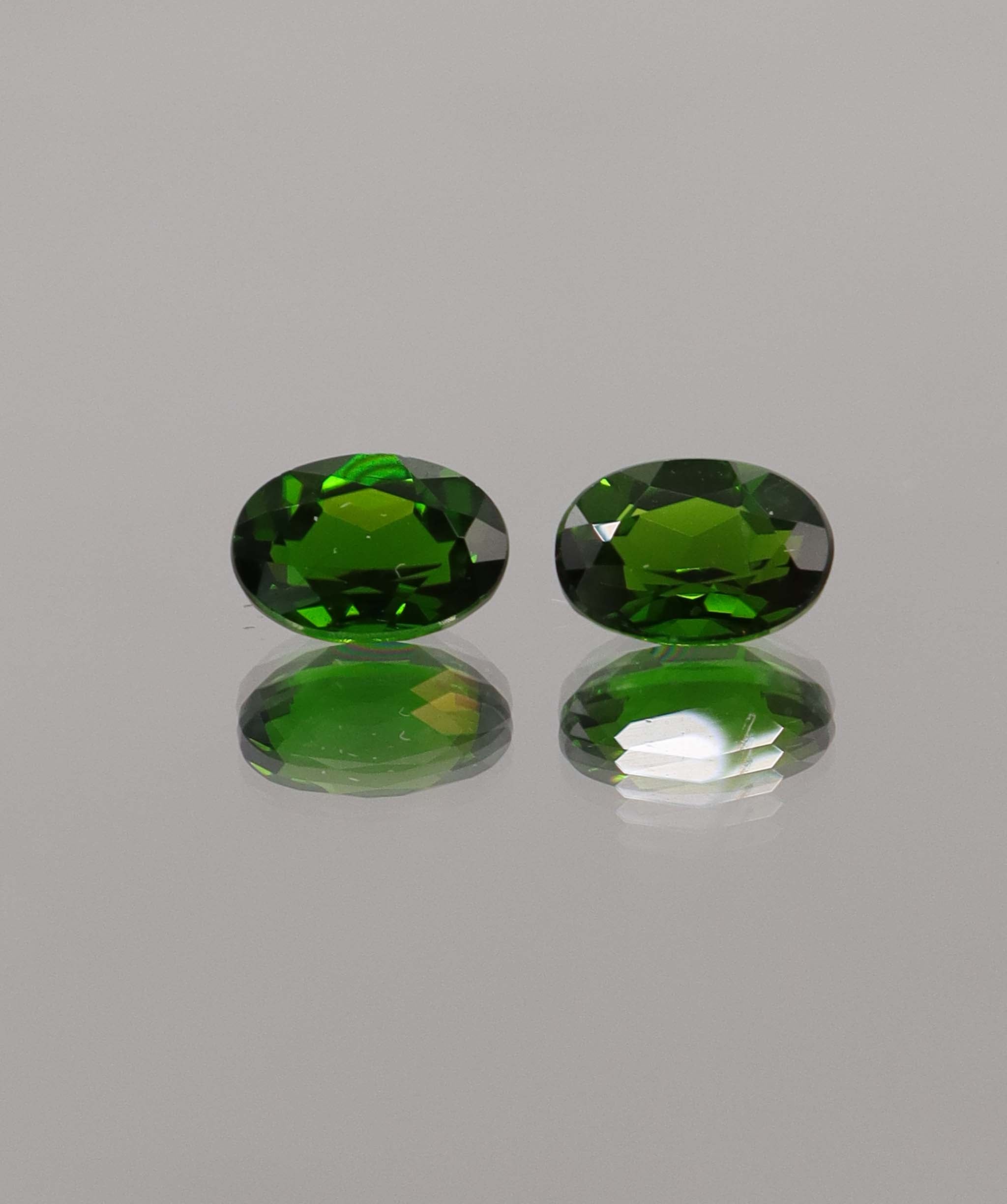 Luxury Promise 1.86ct Oval Chrome Diopside pair DXBCS1173