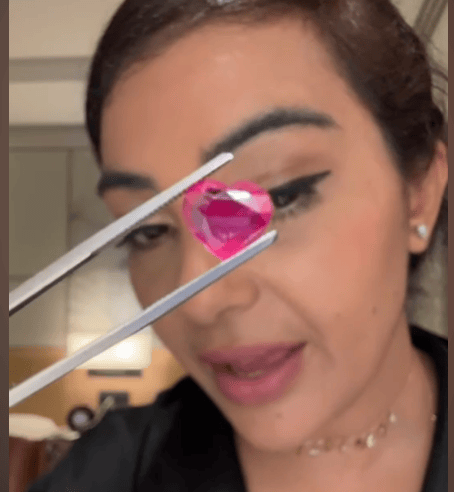 Luxury Promise 1.88ct Ruby Heart DXBCD0387