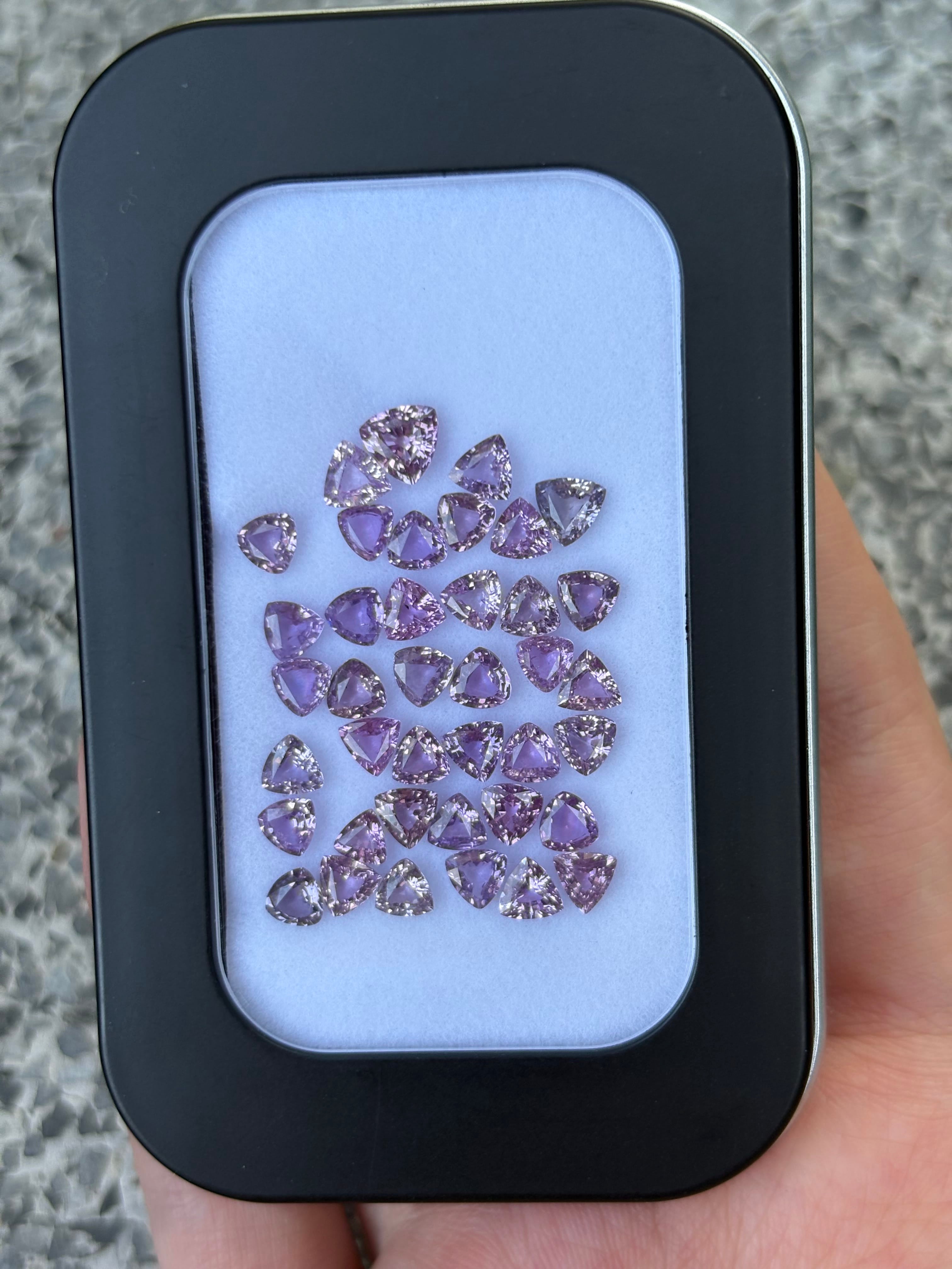 Luxury Promise 10.65ct Purple Sapphire Trillion Set (4-4.5mm) DXBCS3857