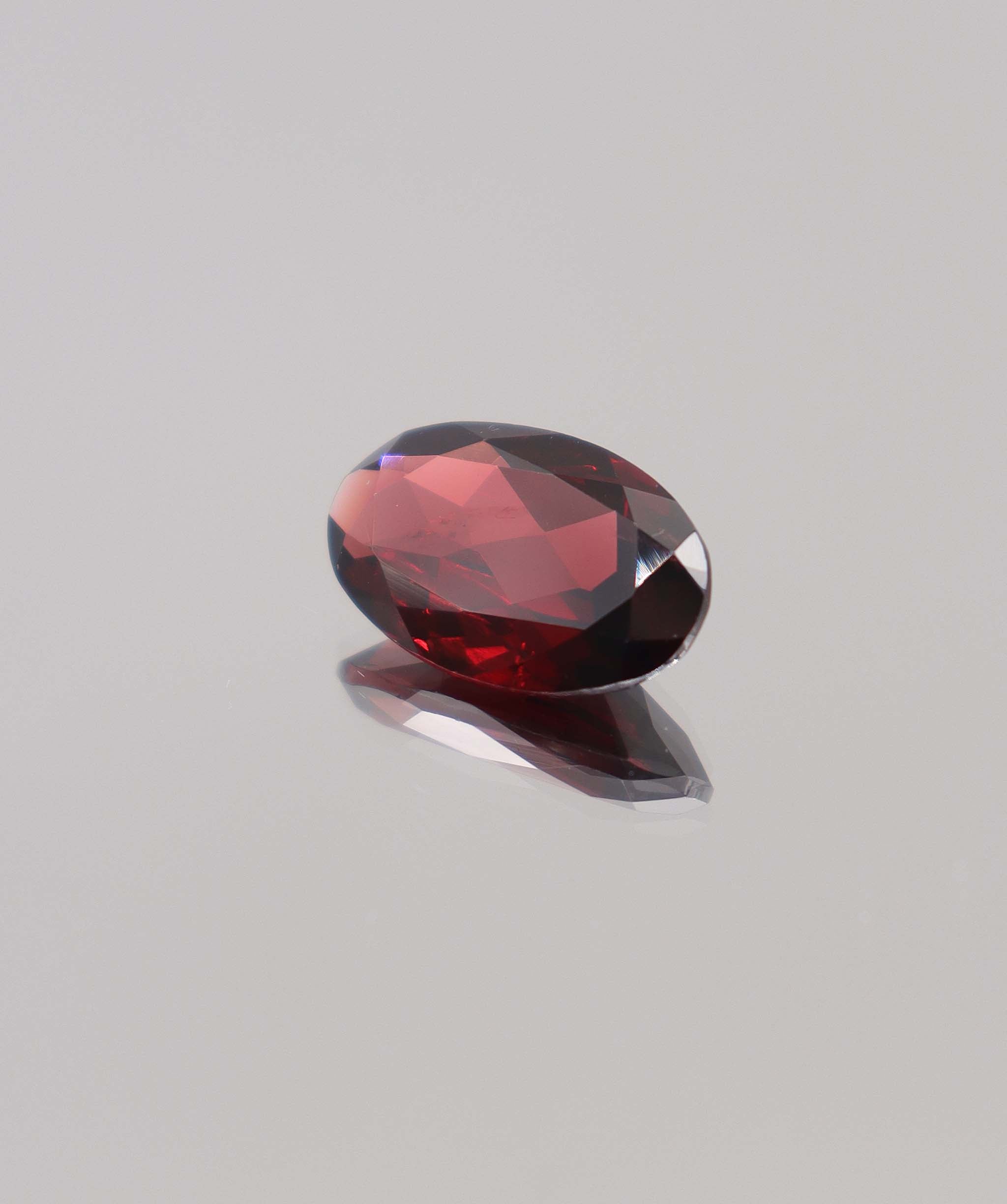 Luxury Promise 11.11ct Almandine Oval DXBCS0398