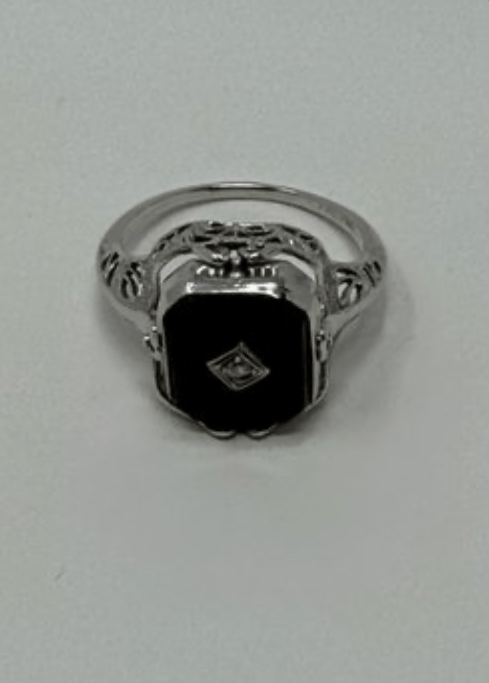Luxury Promise 14kw sz 8 3.92g cameo onyx diamond flip ring AFI045