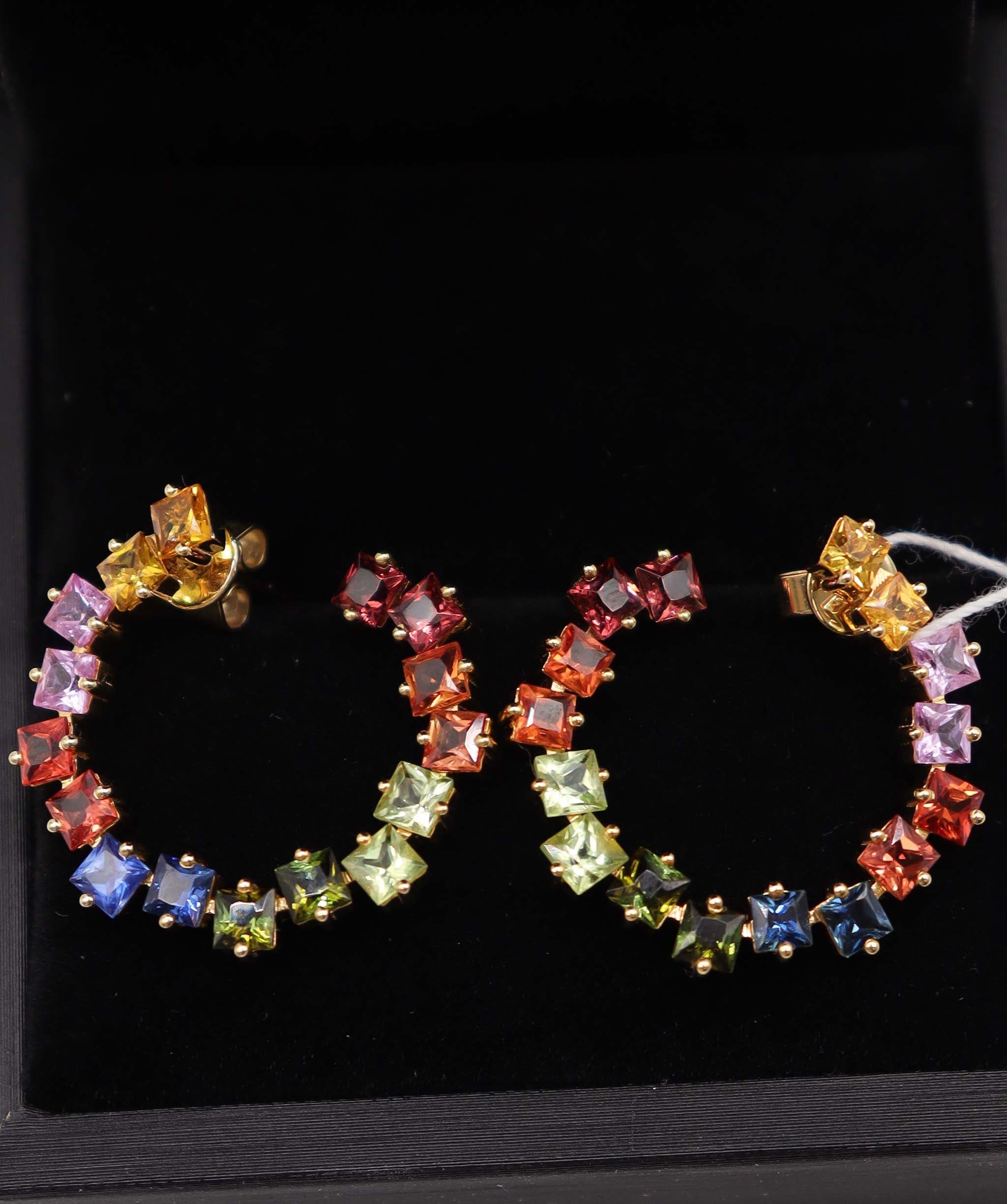Luxury Promise 18K Rainbow Sapphire Earrings (32 Rainbow Sapphire Natural 5.50ct) (18K Yellow Gold 5.08 grams) MS8968