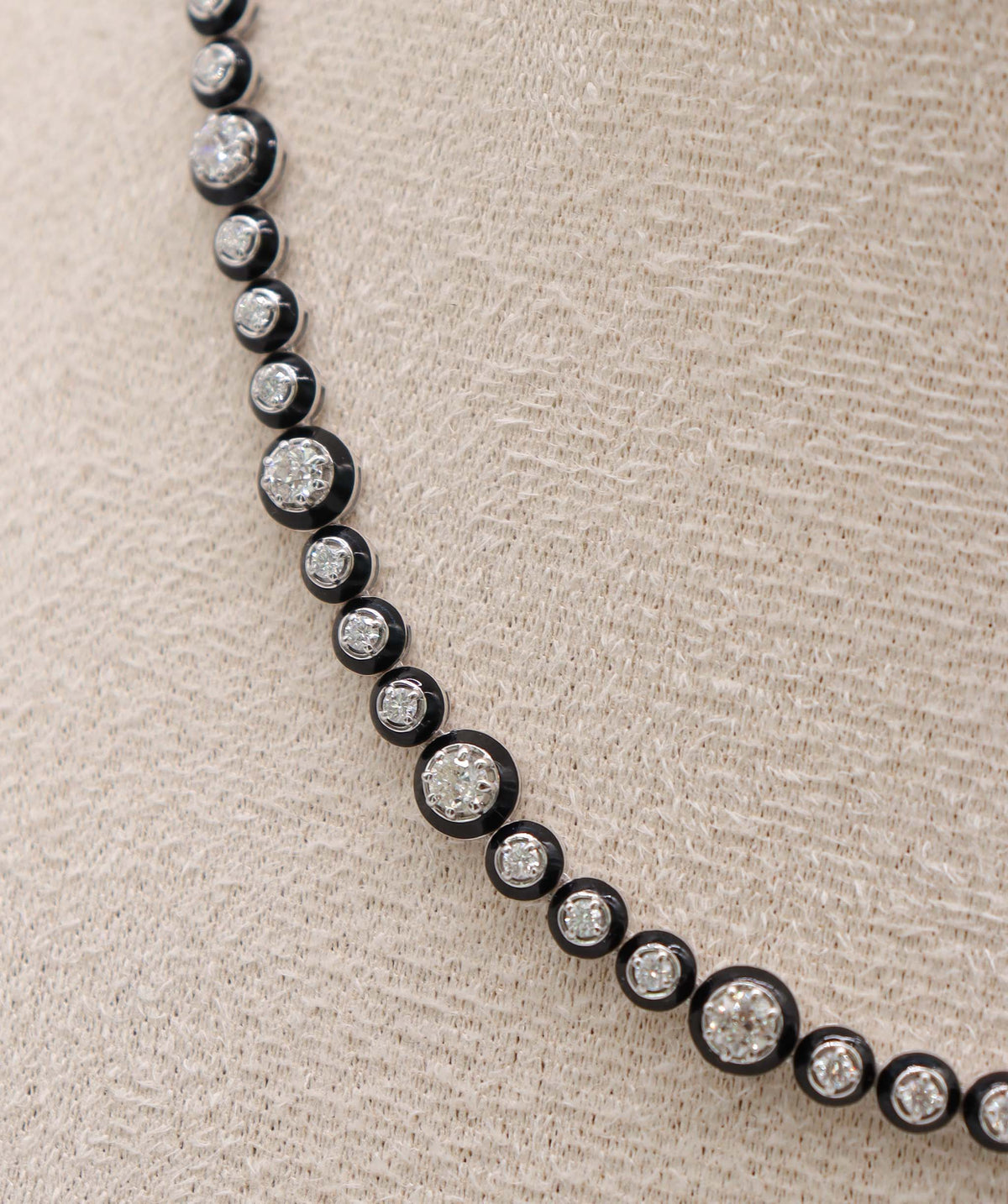 Luxury Promise 18k WG Bubble Necklace DXBS6661