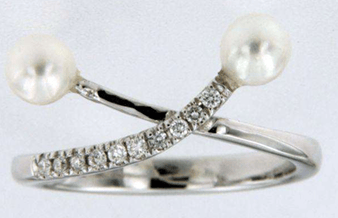 Luxury Promise 18K WG RING WITH DIAMOND AND C/PEARL DD 10p 0.06Ct C/PL 2p 0.75Ct WG 1.800G R0000-38326