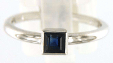 Luxury Promise 18K WG RING WITH SAPPHIRE CS 1p 0.60Ct WG 3.040G R17162-34270B