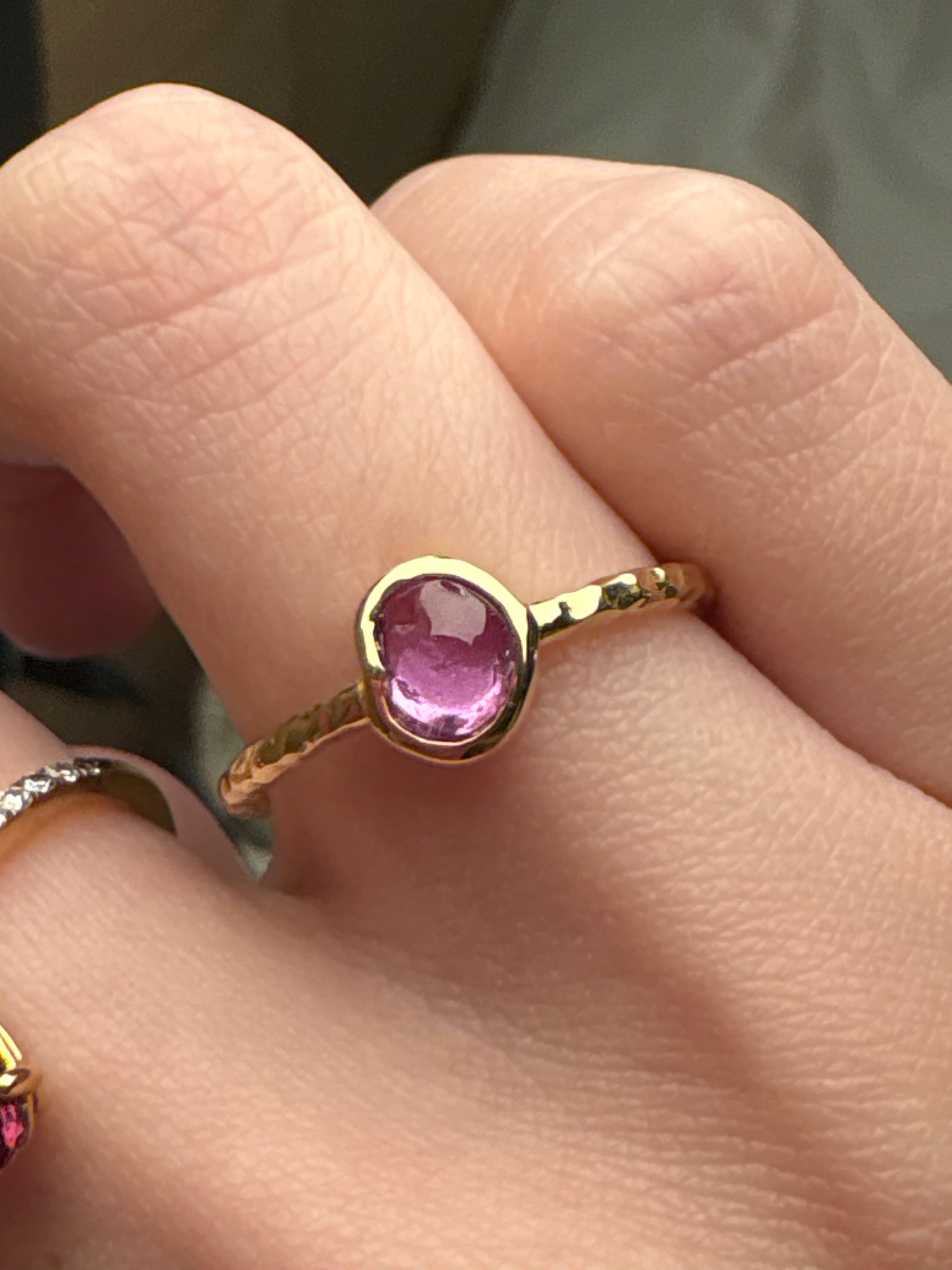 Luxury Promise 18K Yellow Gold Pink Sapphire 0.62 ct Ring RM2504