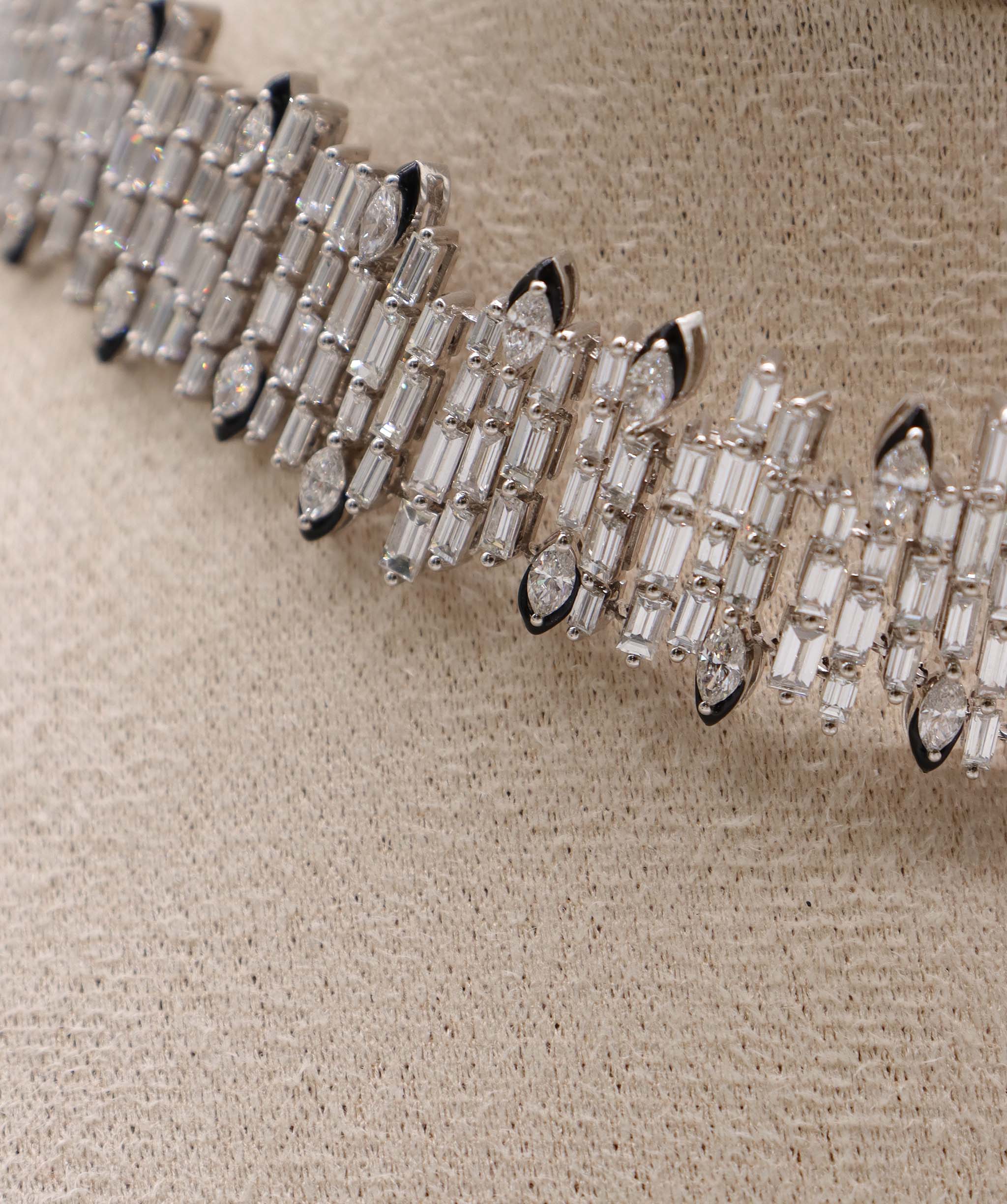Luxury Promise 19.87CT NECKLACE NK-A39K