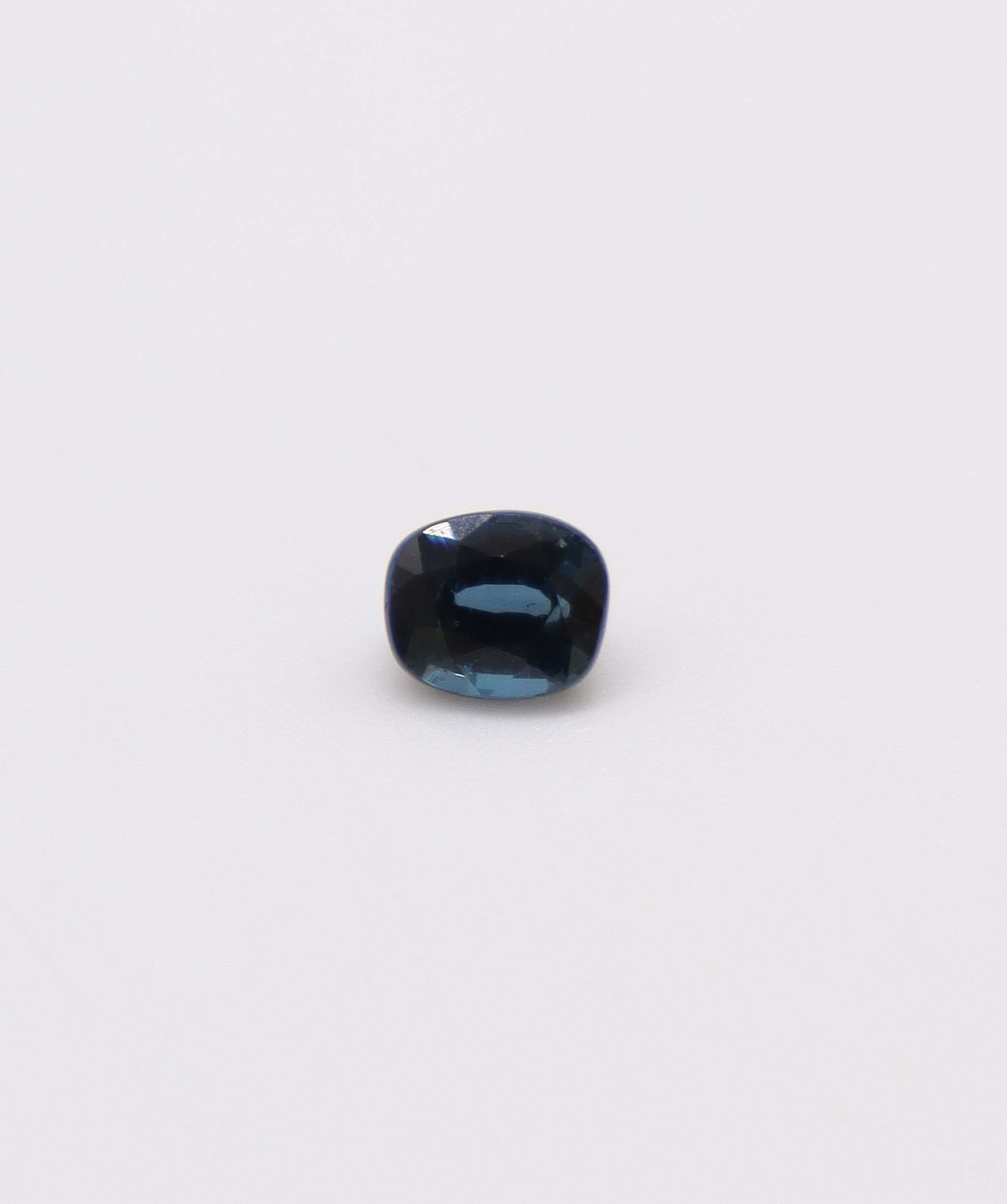Luxury Promise 1ct Blue Elongated Cushion Spinel DXBS4808