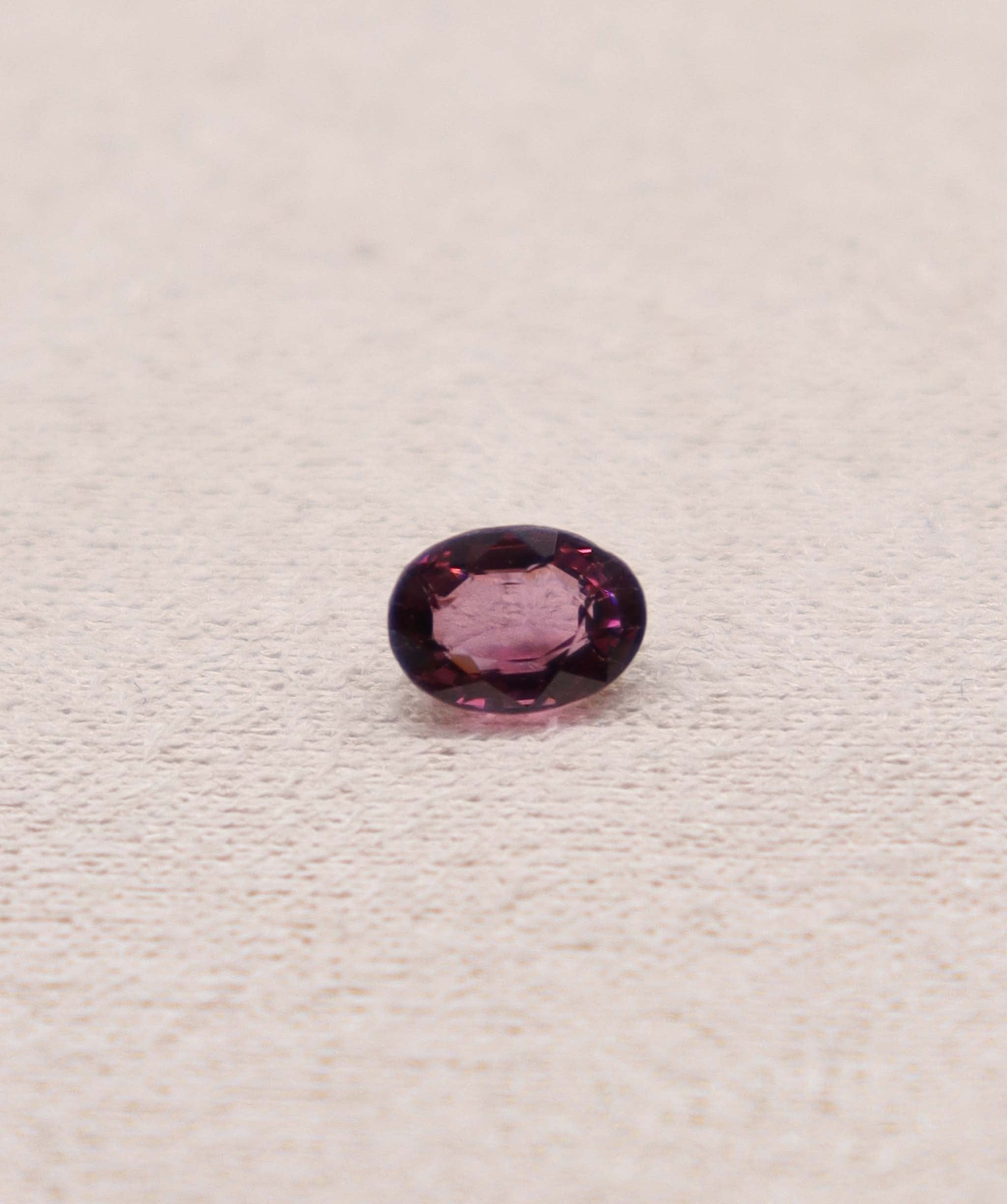 Luxury Promise 1ct Pink Oval Spinel DXBS4952