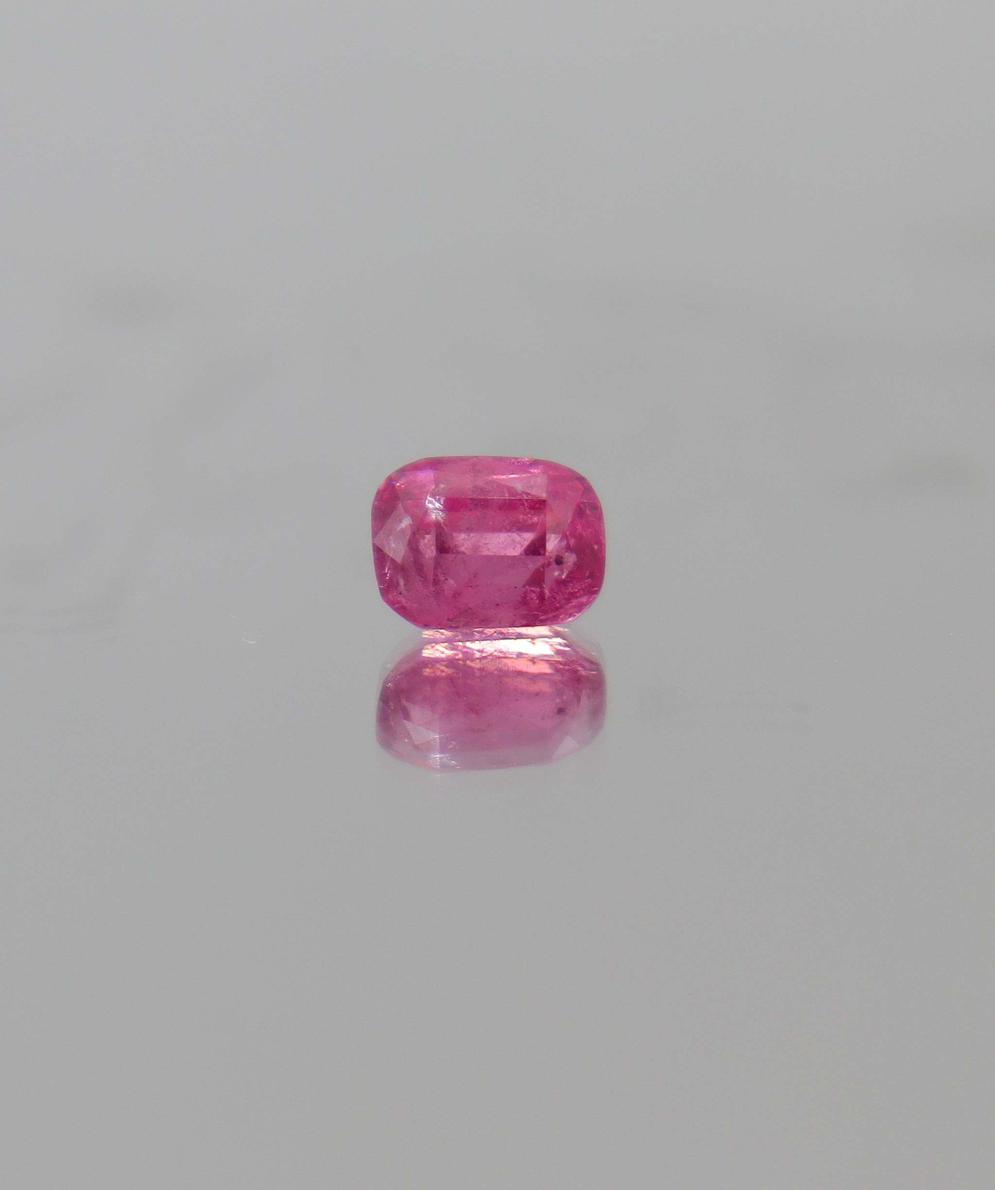 Luxury Promise 2.00ct Hot Pink Mahenge Spinel with certificate DXBCS0841