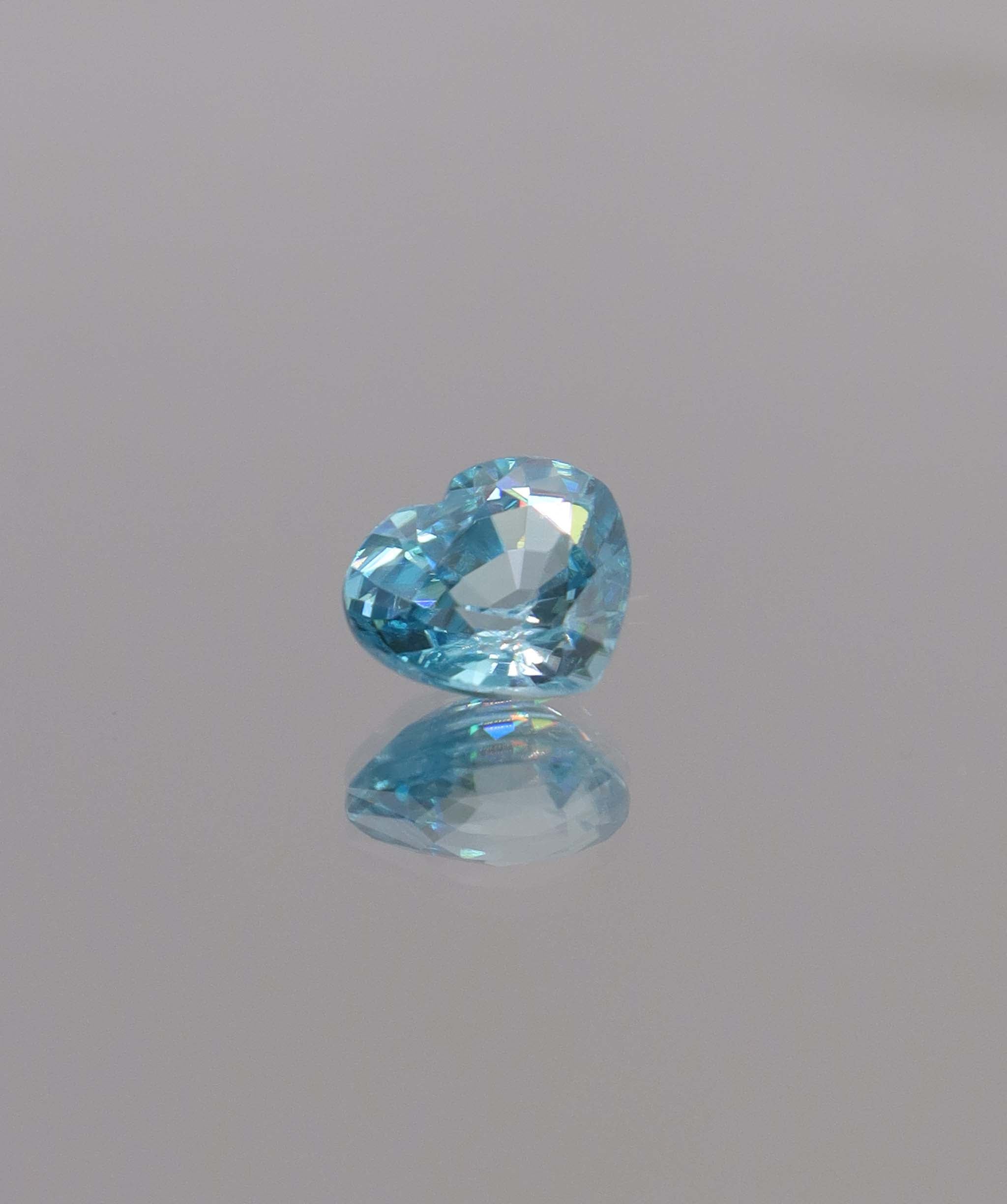Luxury Promise 2.14 ct Heart Blue Zircon DXBCS1185