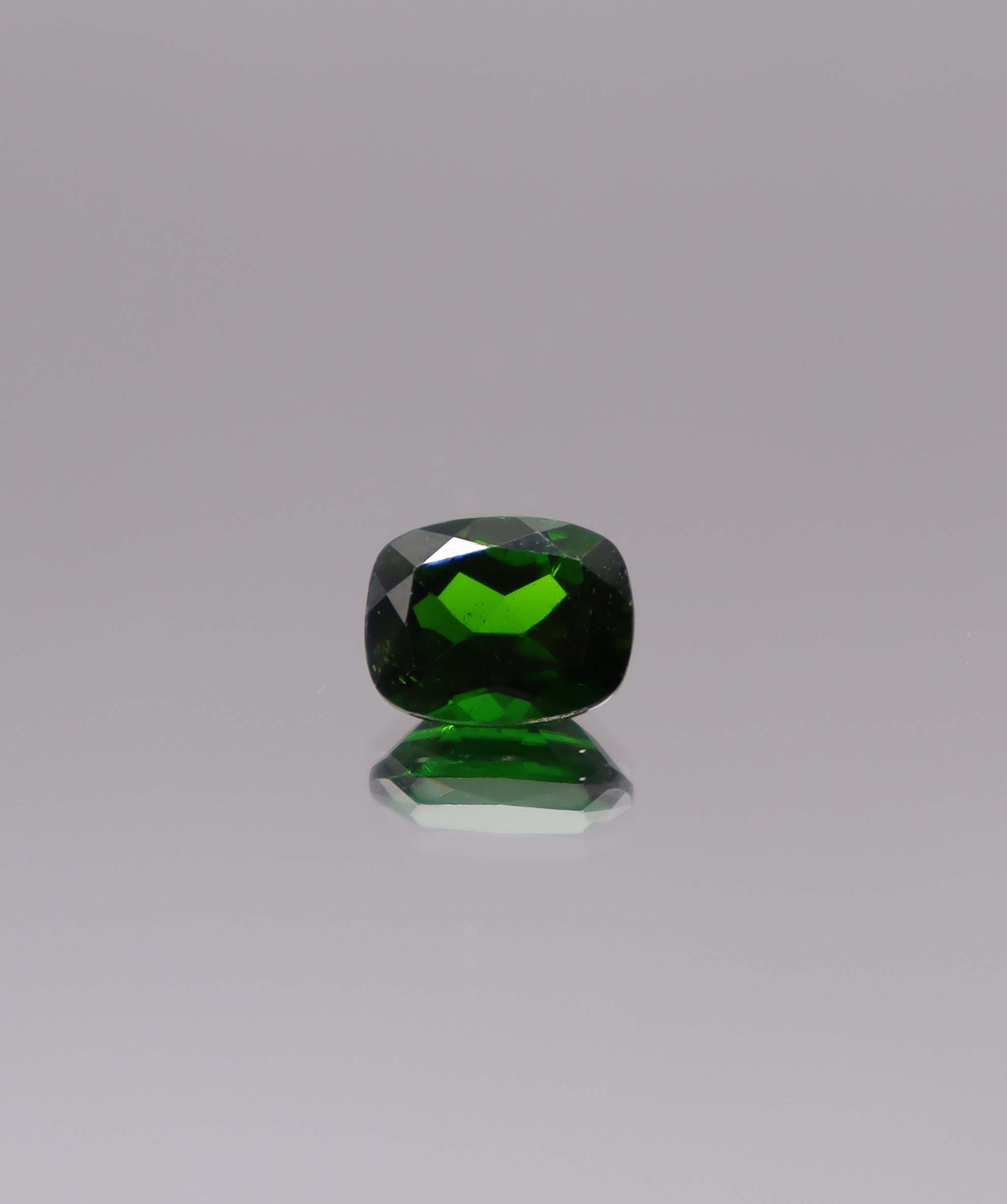 Luxury Promise 2.20ct Chrome Diopside Cushion DXBCS3228