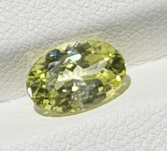 Luxury Promise 2.20ct Neon yellow chrysoberyl oval (rare gem) DXBCS3903