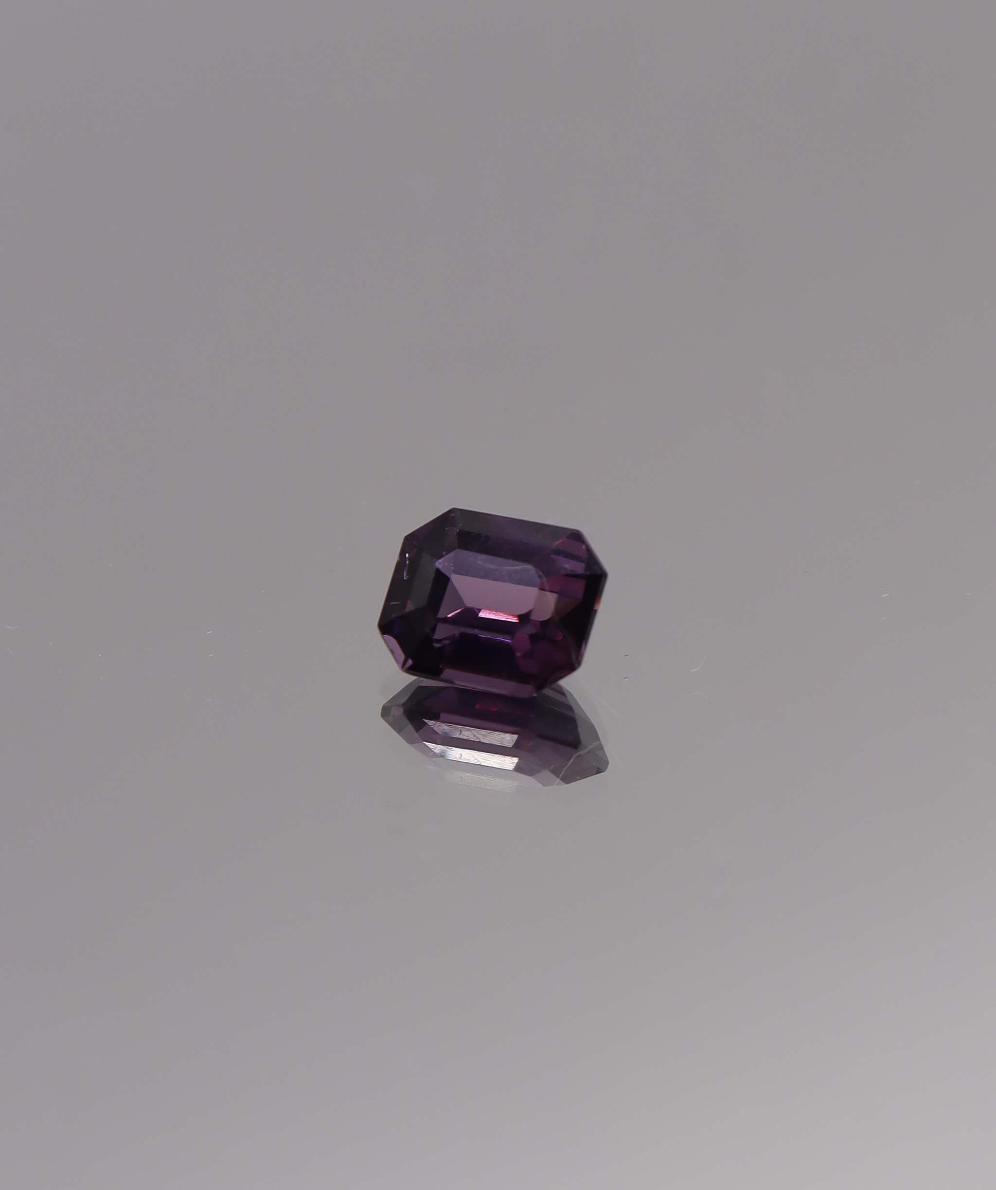 Luxury Promise 2.26ct Ultaviolet Spinel Emerald DXBCS1529