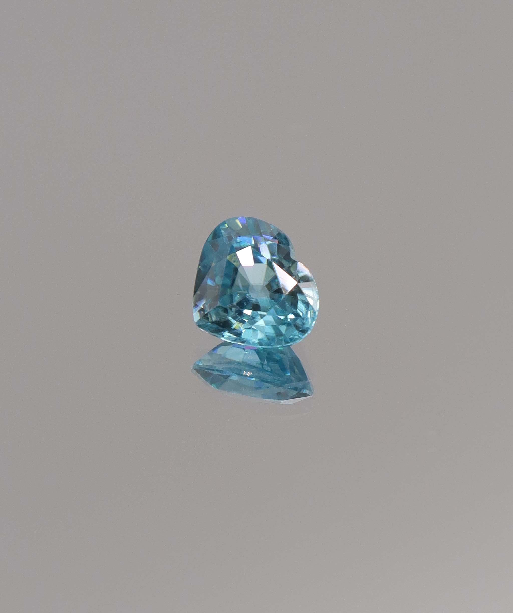 Luxury Promise 2.28 ct Heart Blue Zircon DXBCS1186
