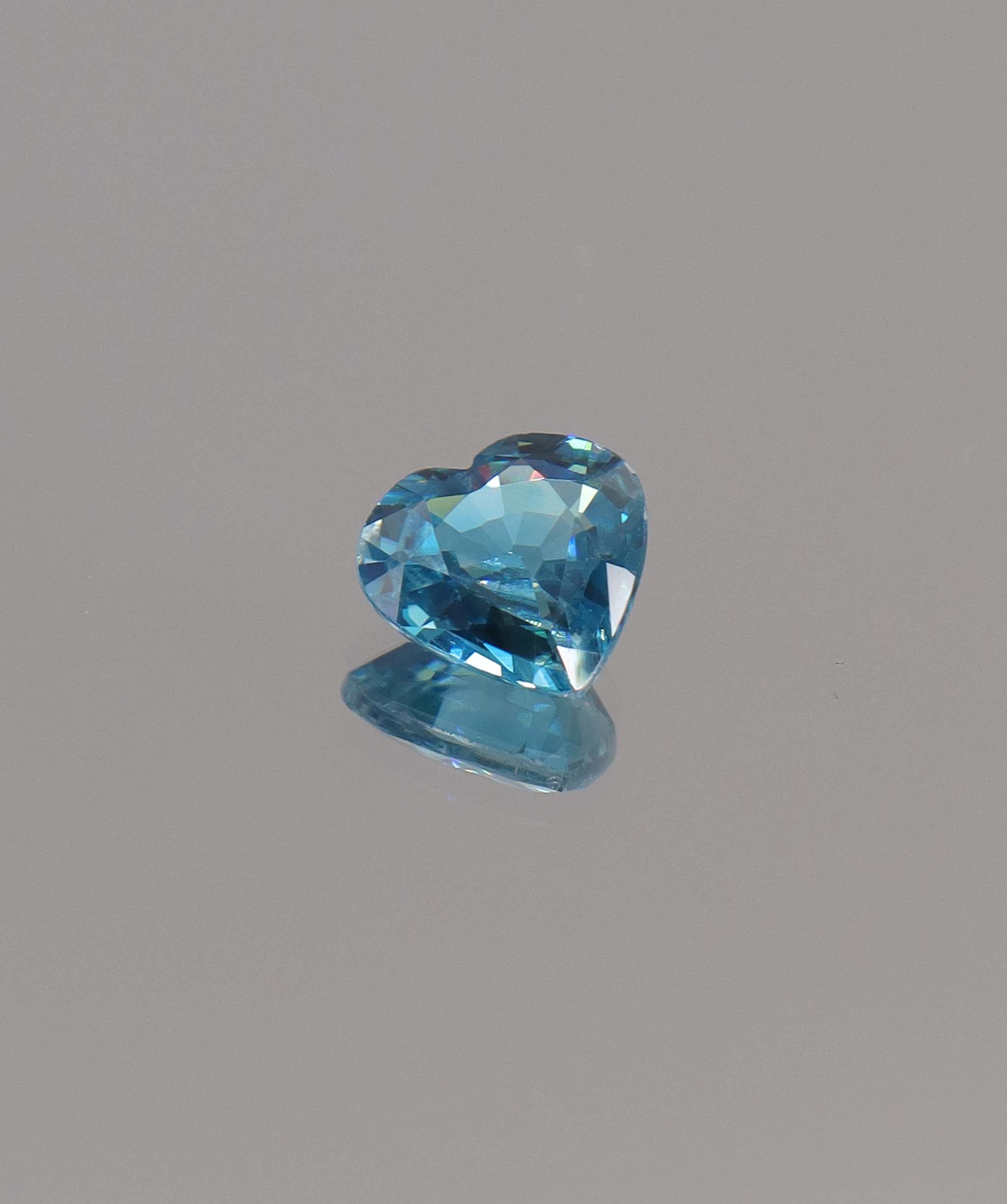 Luxury Promise 2.35 ct Heart Blue Zircon DXBCS1187