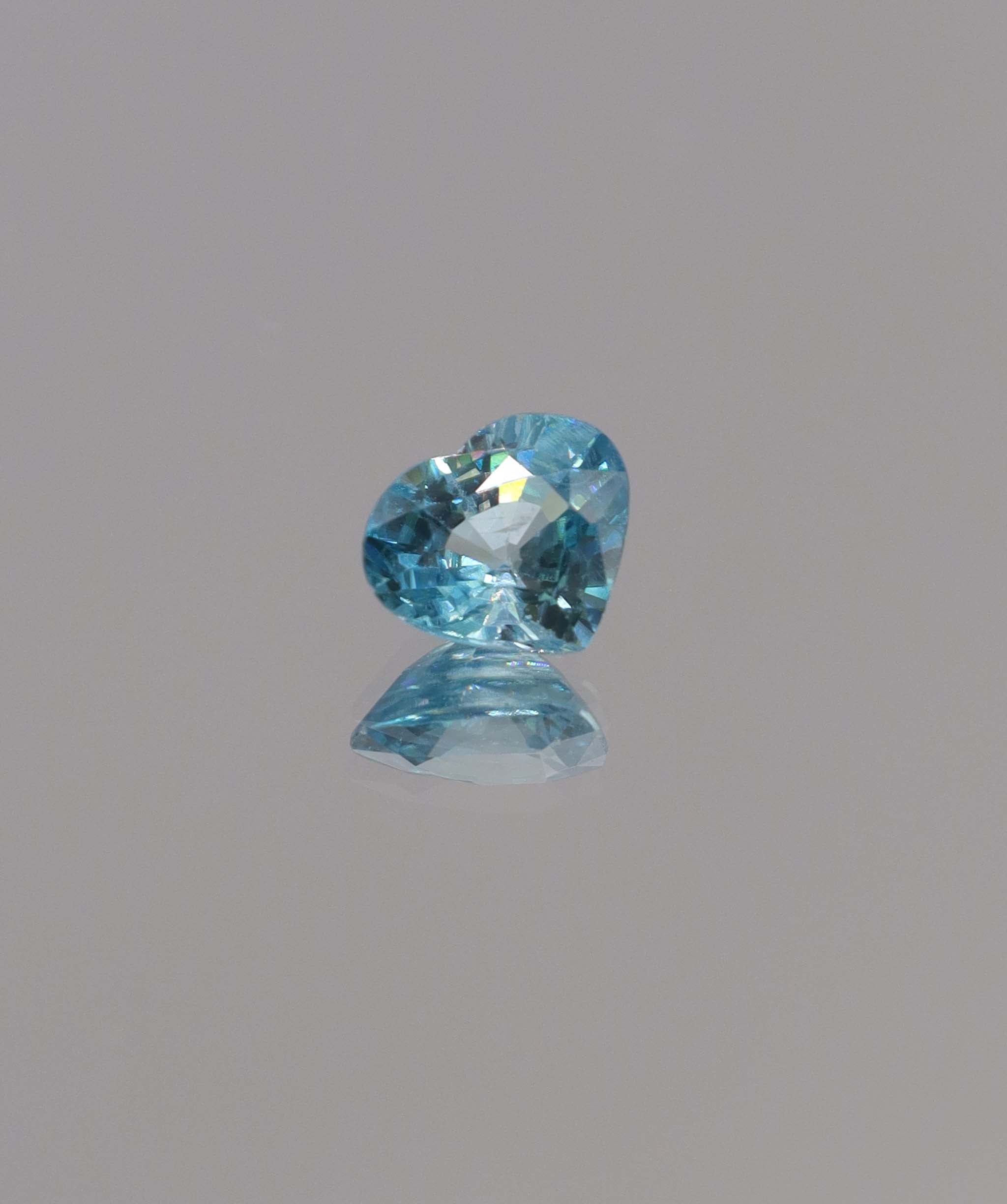 Luxury Promise 2.35 ct Heart Blue Zircon DXBCS1188