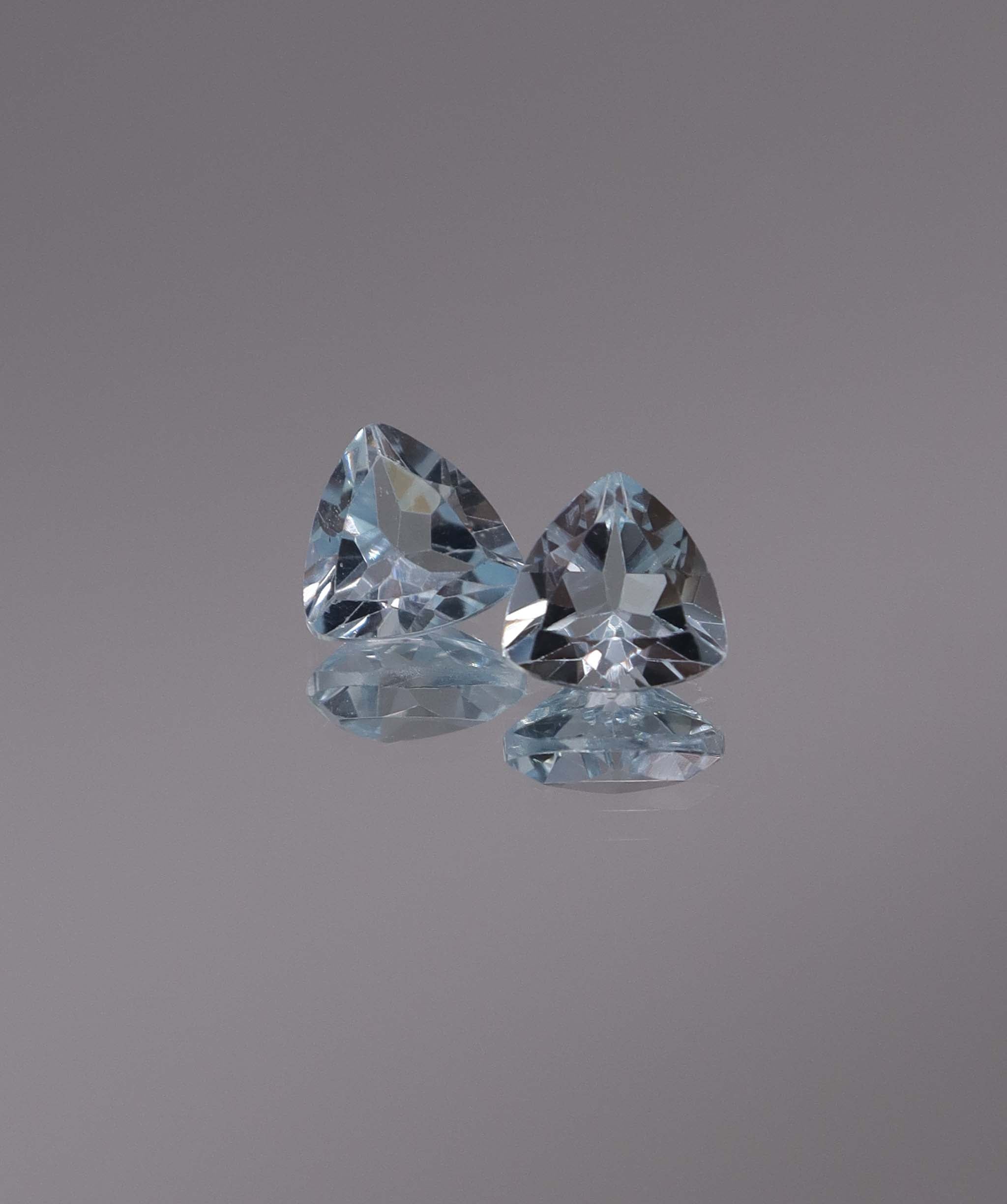 Luxury Promise 2.50ct Sky Blue Topaz Trillion pair DXBCS1220