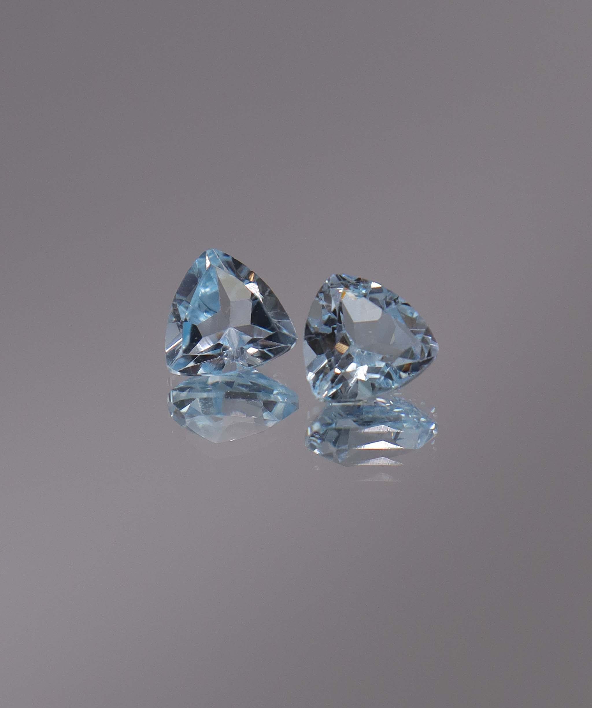 Luxury Promise 2.50ct Sky Blue Topaz Trillion pair DXBCS1223