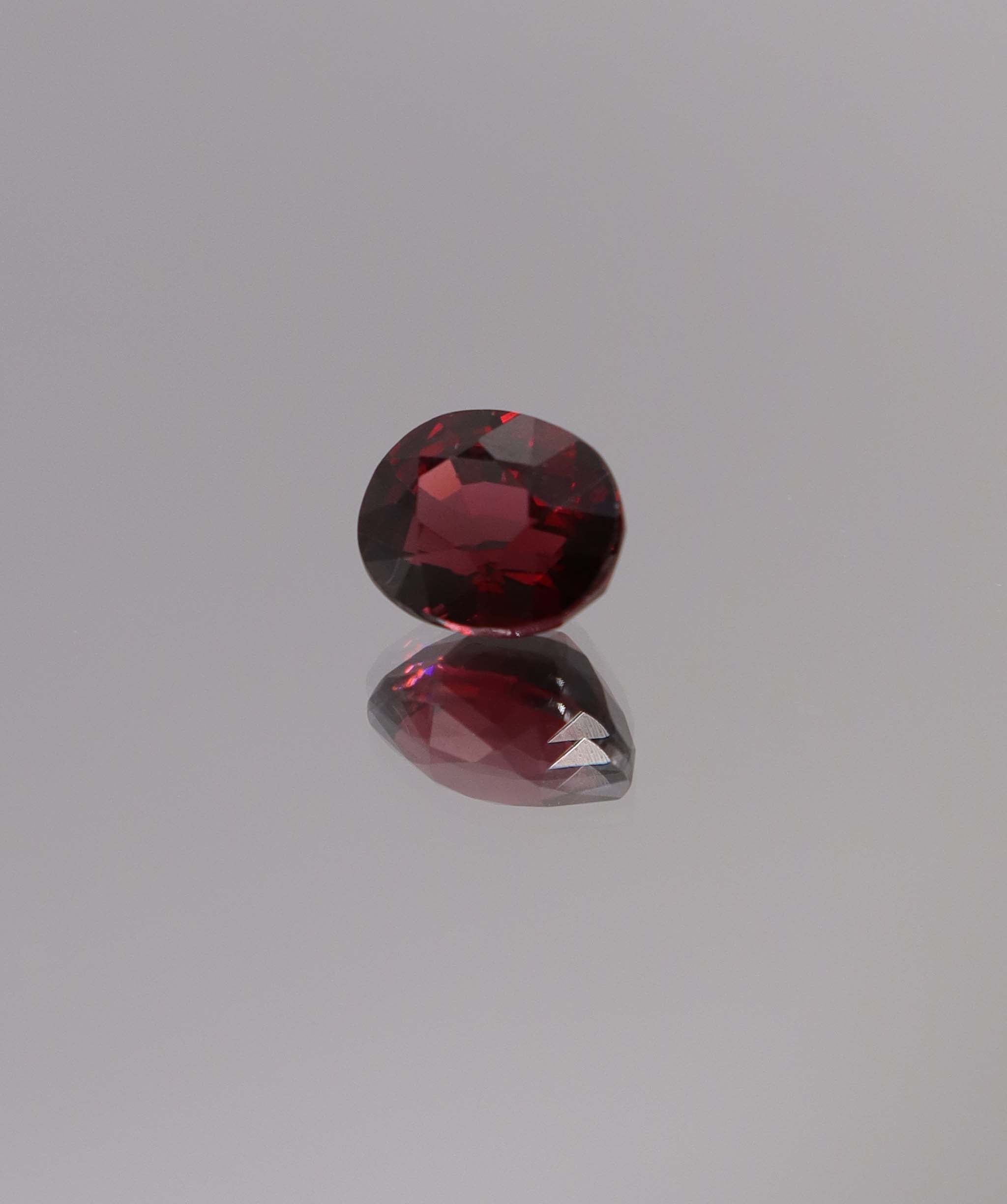 Luxury Promise 2.51ct Garnet Oval DXBCS1236