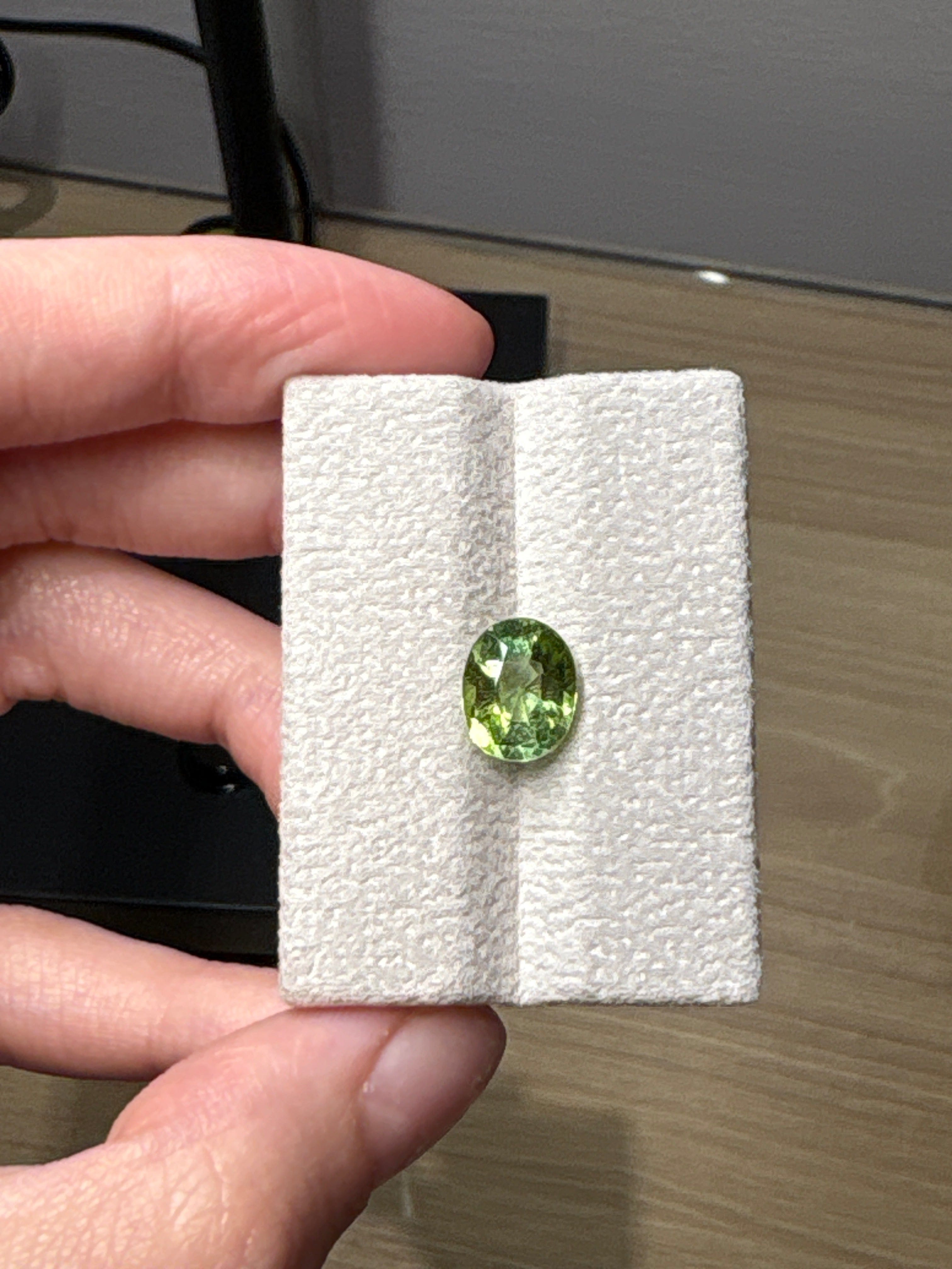 Luxury Promise 2.52ct Green Tourmaline DXBCS0234