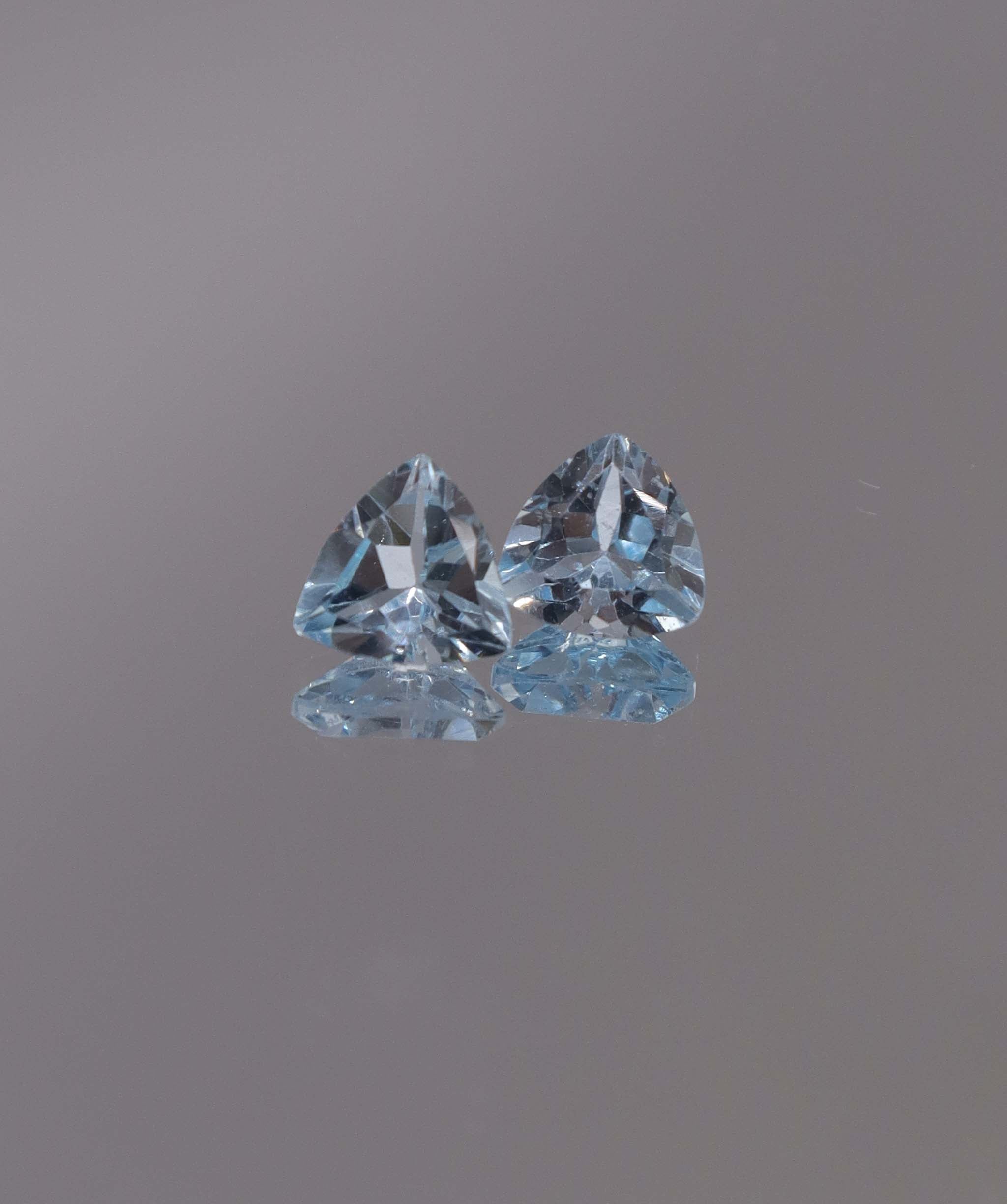 Luxury Promise 2.52ct Sky Blue Topaz Trillion pair DXBCS1191