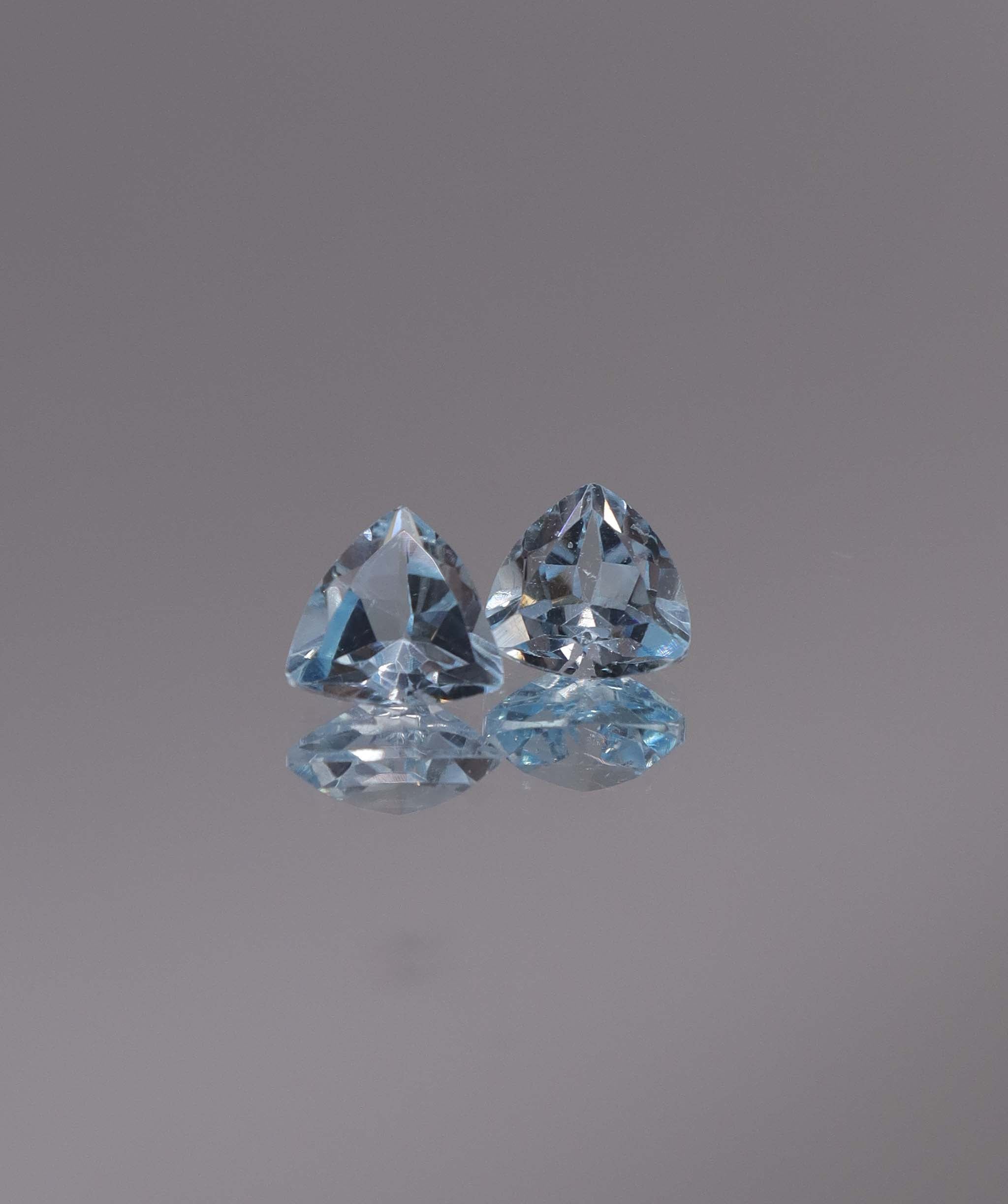 Luxury Promise 2.52ct Sky Blue Topaz Trillion pair DXBCS1191