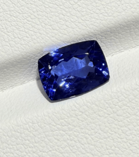 Luxury Promise 2.58ct Tanzanite (top color) DXBCS4155