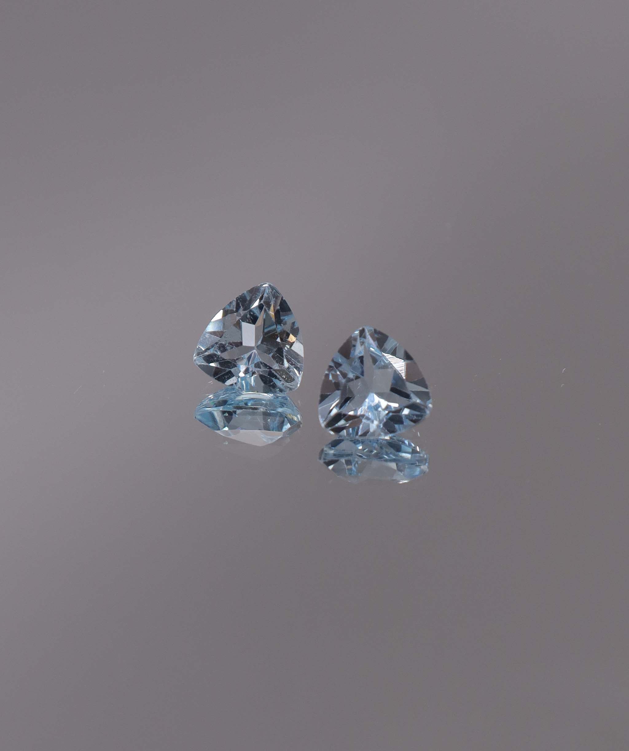 Luxury Promise 2.68ct Sky Blue Topaz Trillion pair DXBCS1218