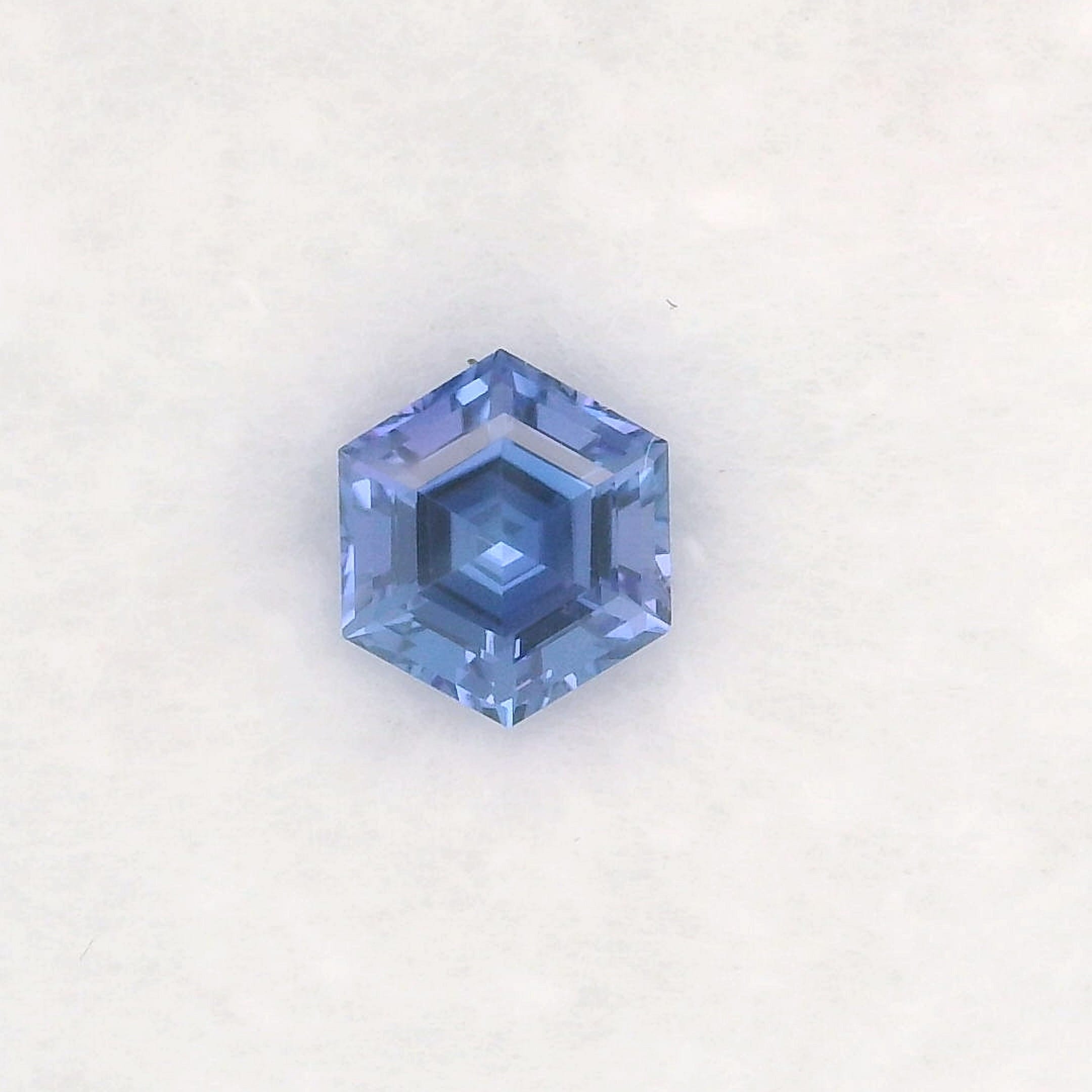 Luxury Promise 2.6ct Tanzania Tanzanite D01715