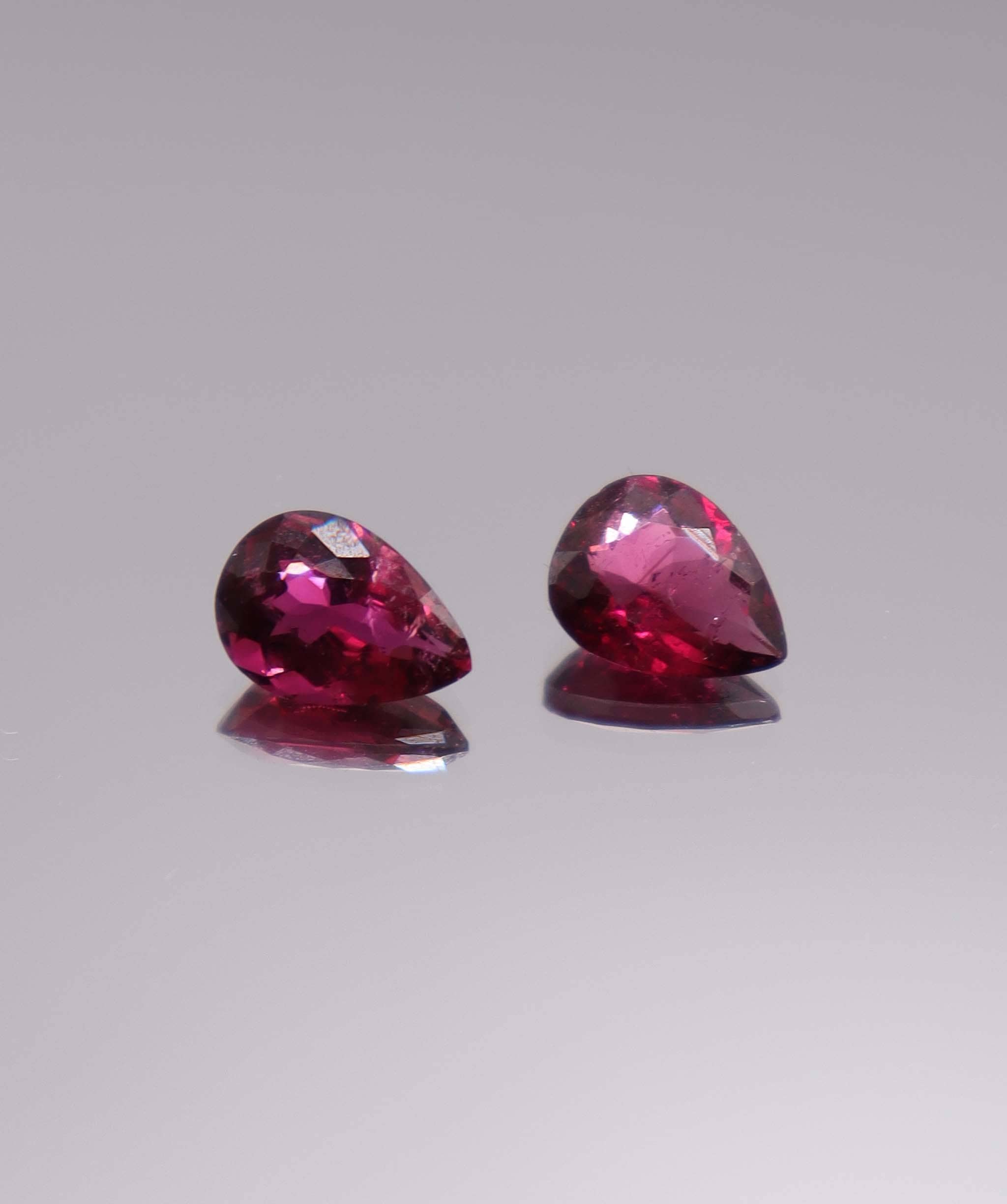 Luxury Promise 2.71ct Rubellite Pear pair DXBCS3279
