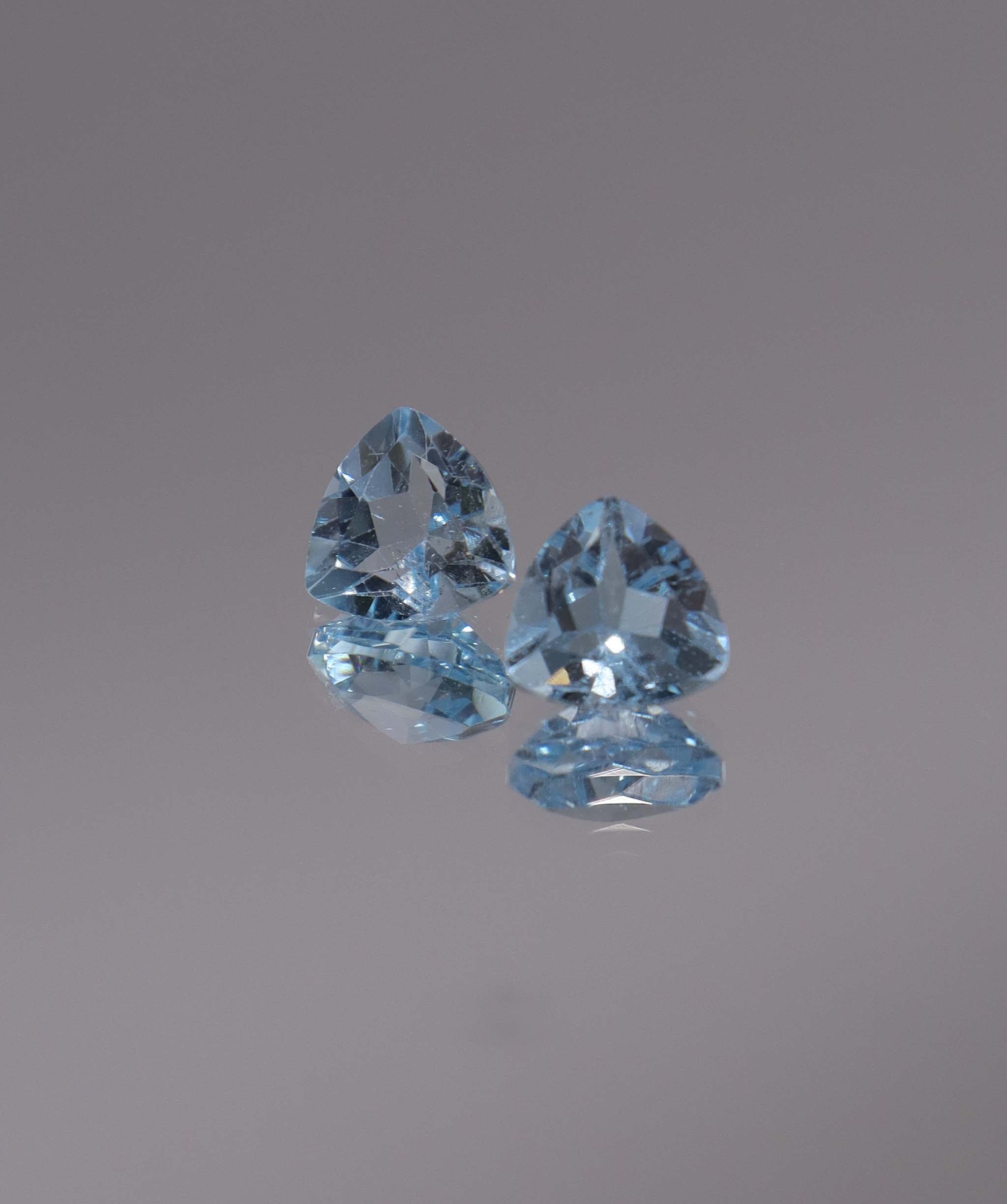 Luxury Promise 2.76ct Sky Blue Topaz Trillion pair DXBCS1200