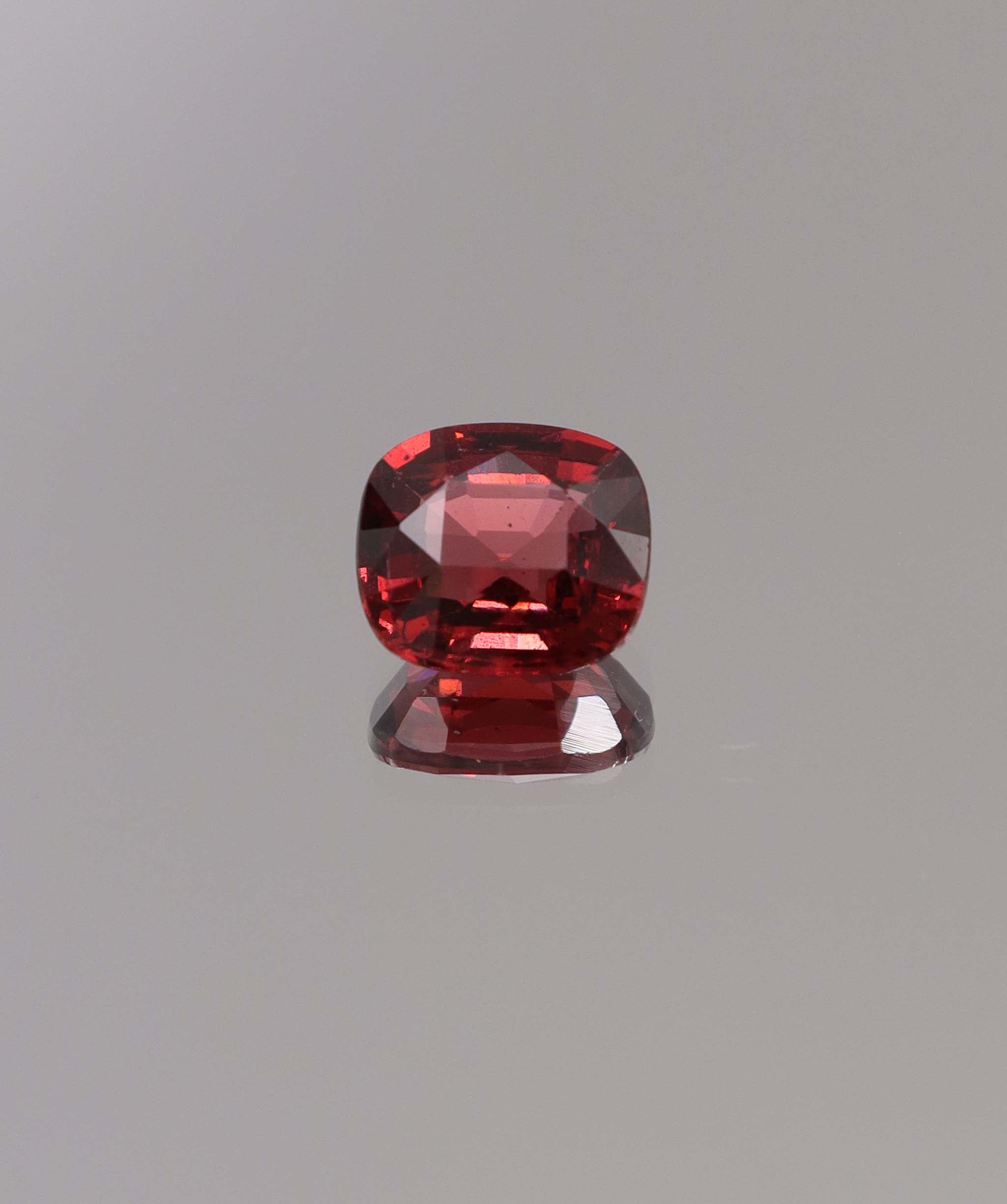 Luxury Promise 2.81ct Garnet Cushion DXBCS1233