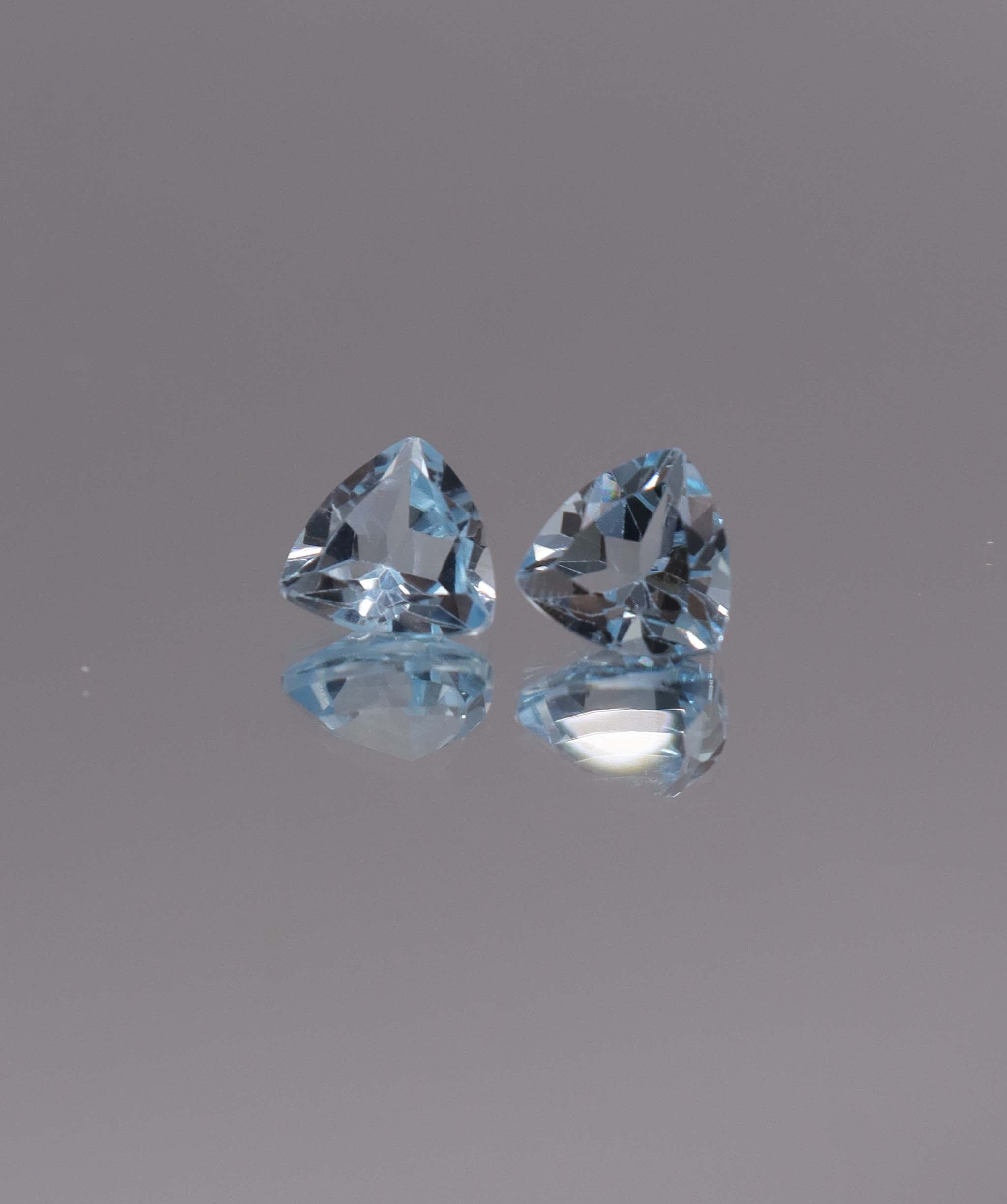 Luxury Promise 2.84ct Sky Blue Topaz Trillion pair DXBCS1209
